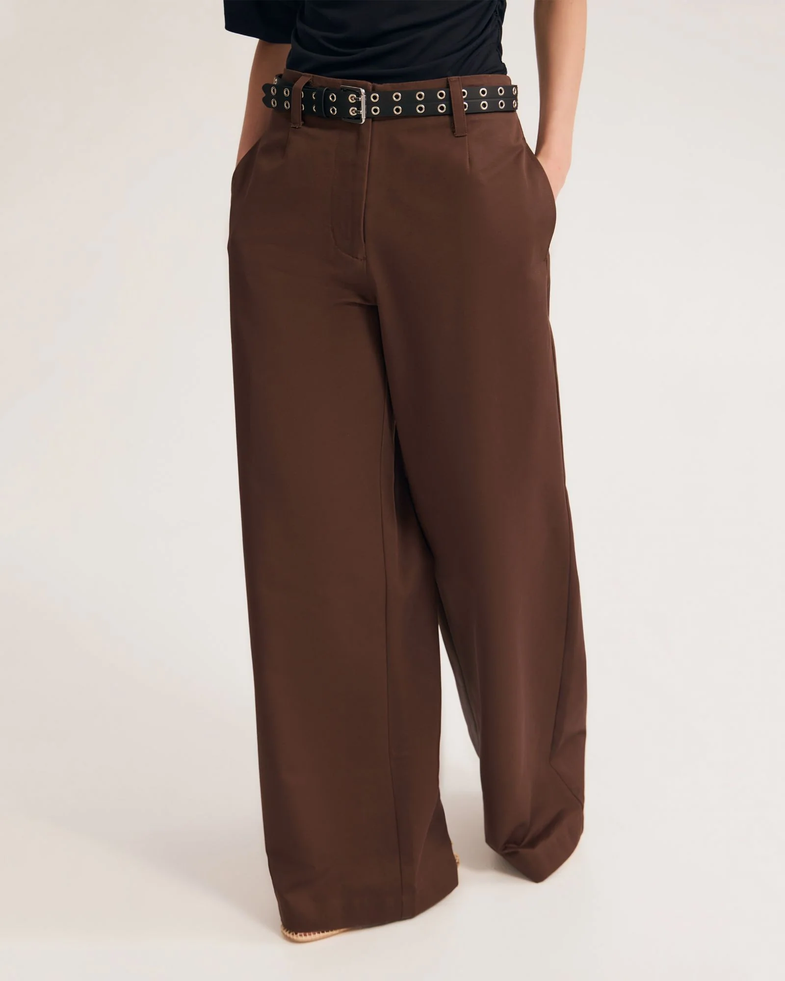 Sonia Pant - Image 12