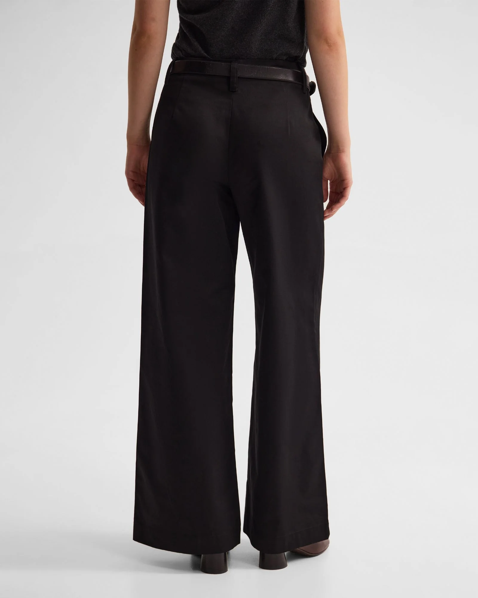 Sonia Pant - Image 18