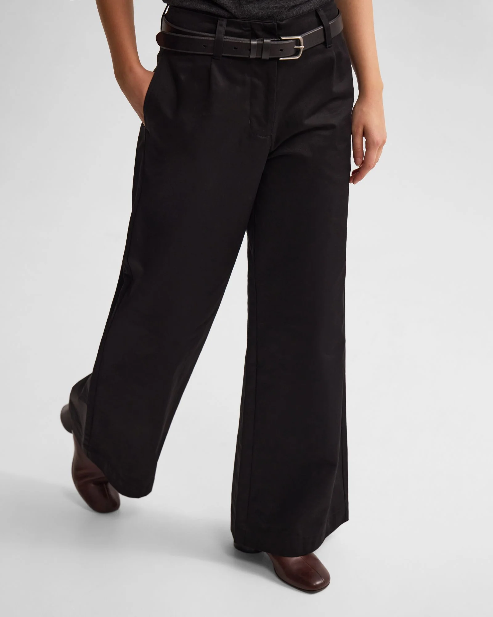 Sonia Pant - Image 19