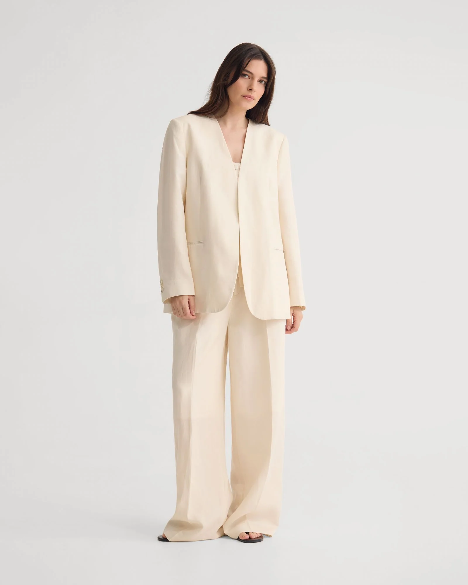 Alina Blazer - Image 4