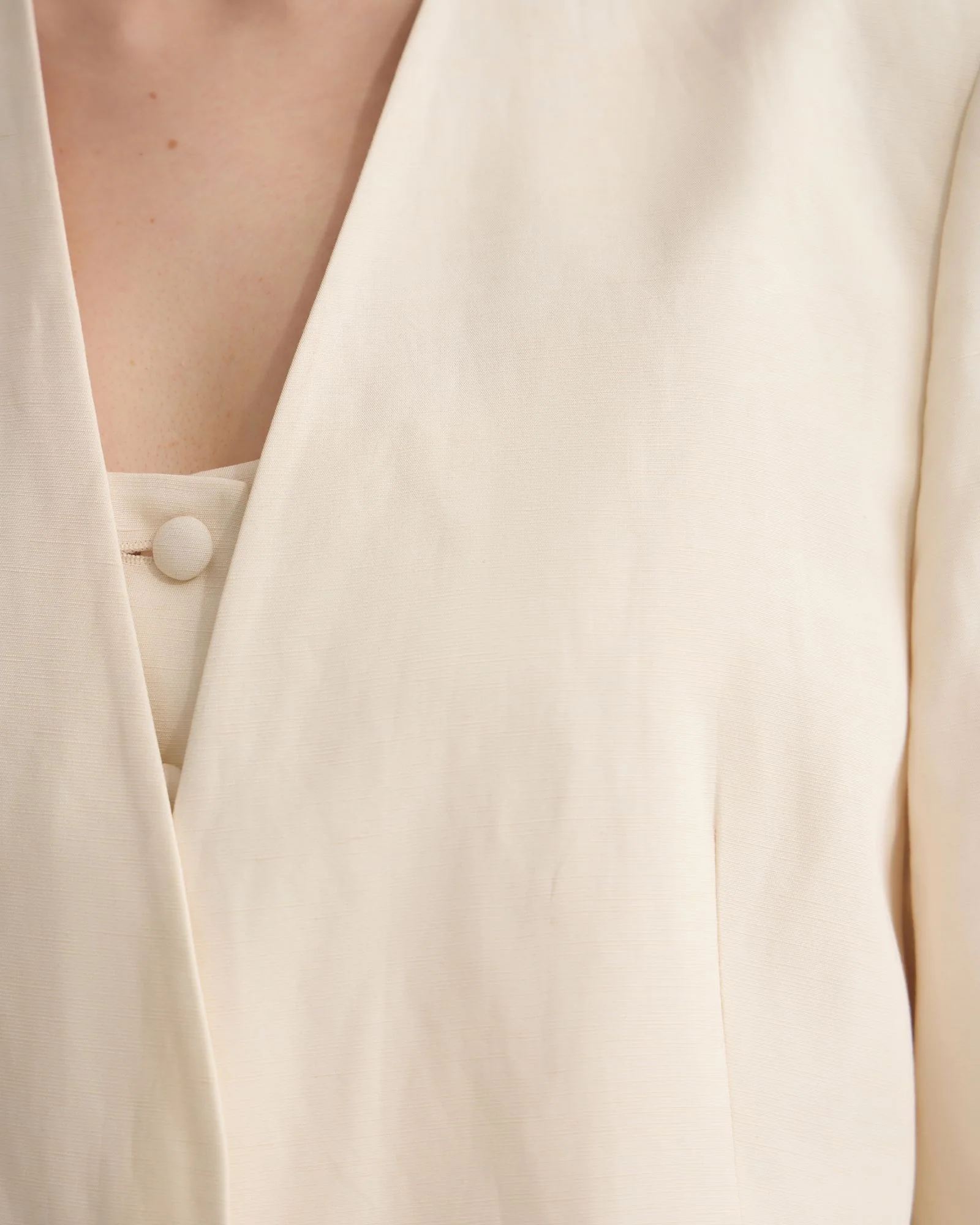 Alina Blazer - Image 6