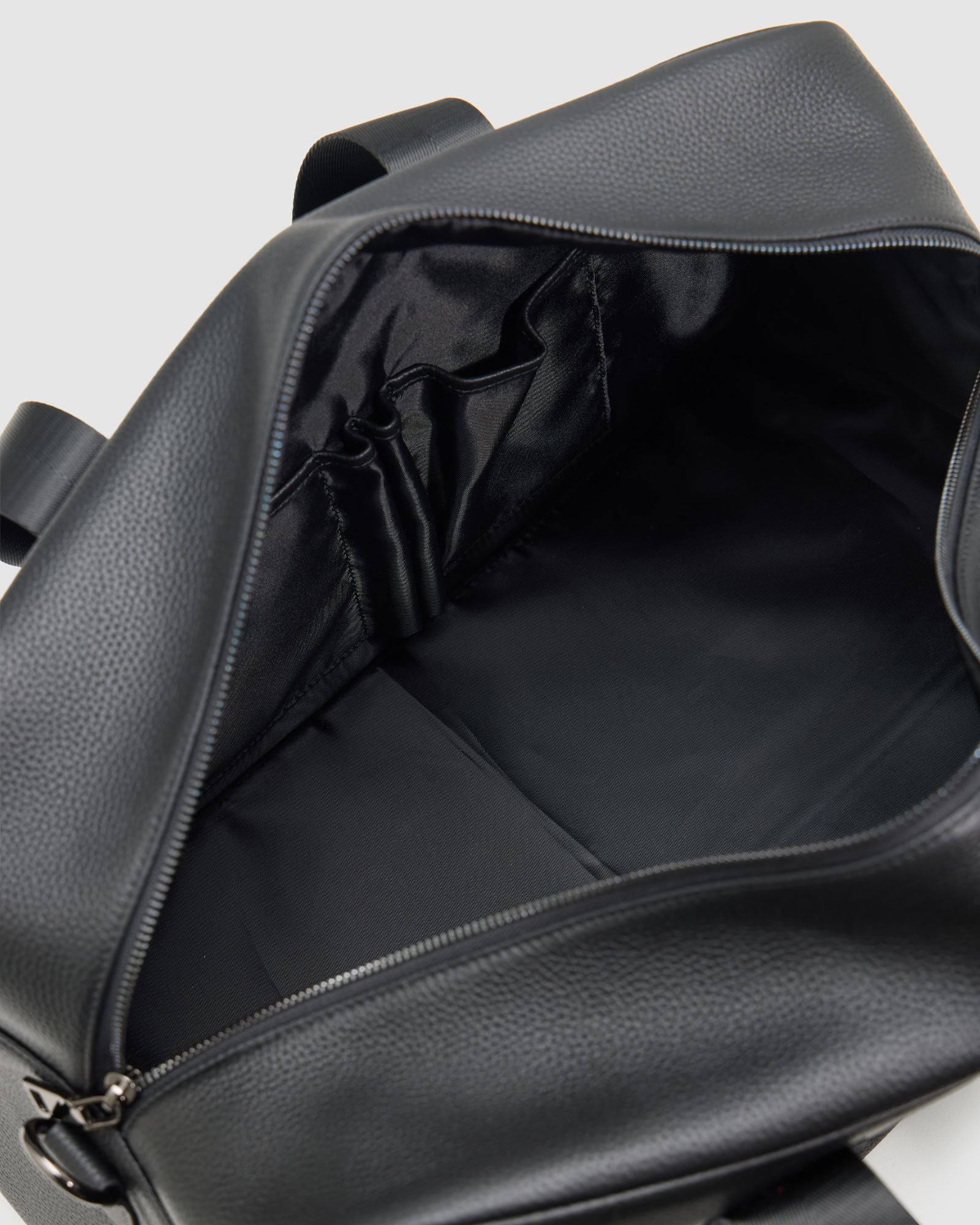 Atlas Mens Overnighter Bag - Image 5