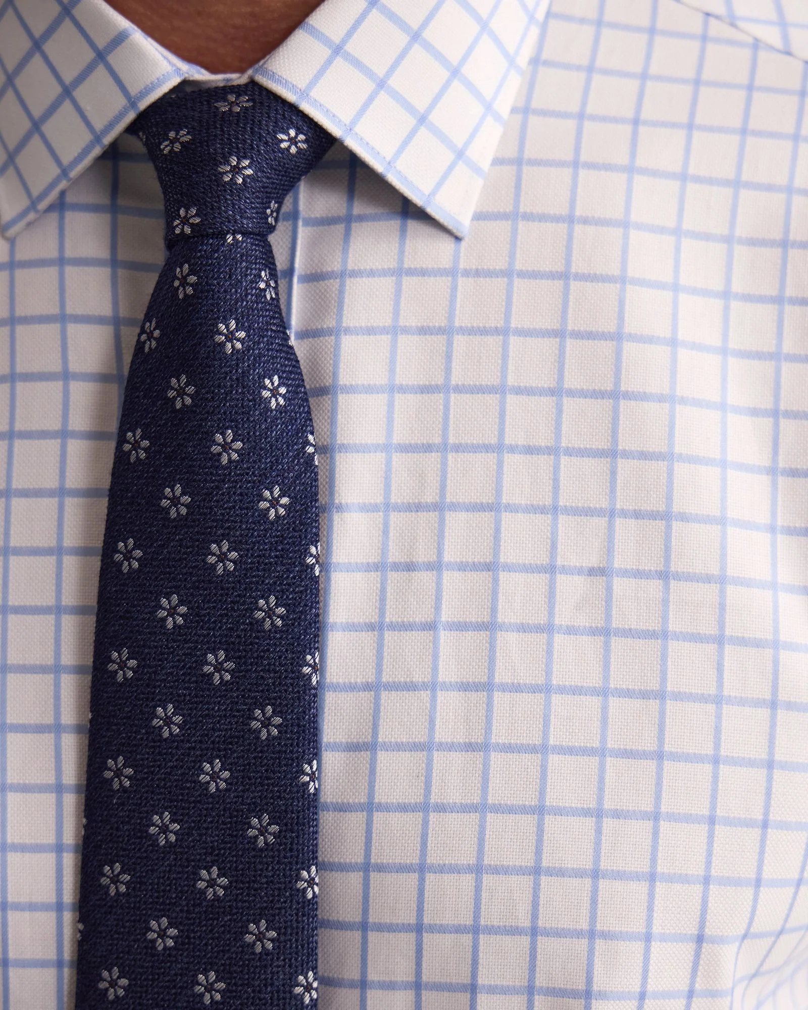 Beckton Slim Fit Luxury Shirt - Image 7