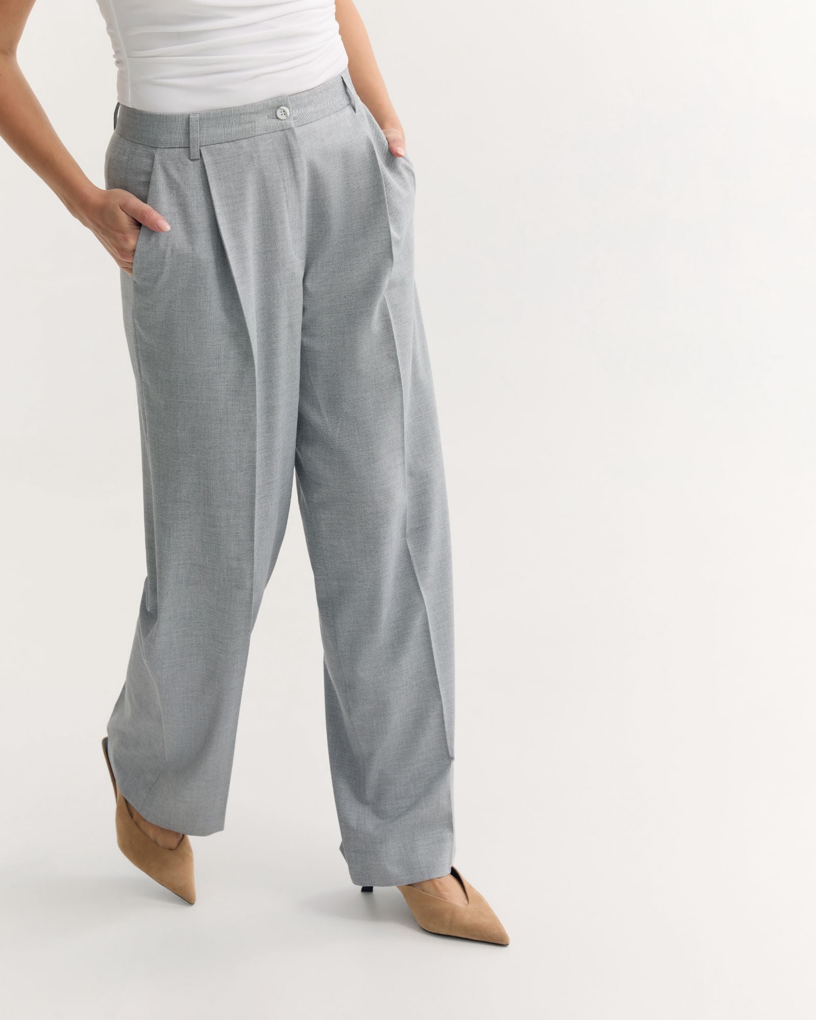 Billie Single Pleat Pant - Image 4