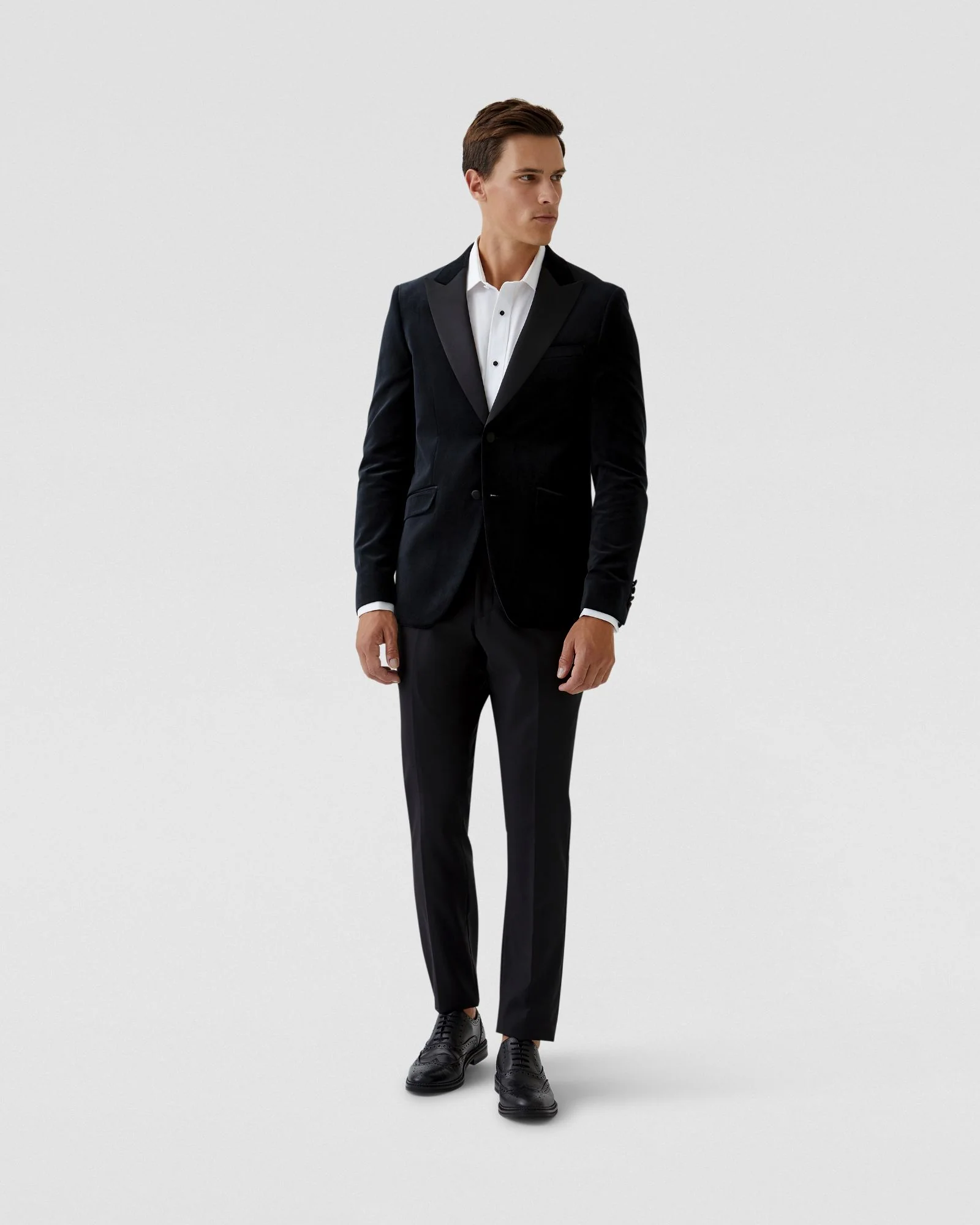 Blake Velvet Blazer With Peak Lapel - Image 5