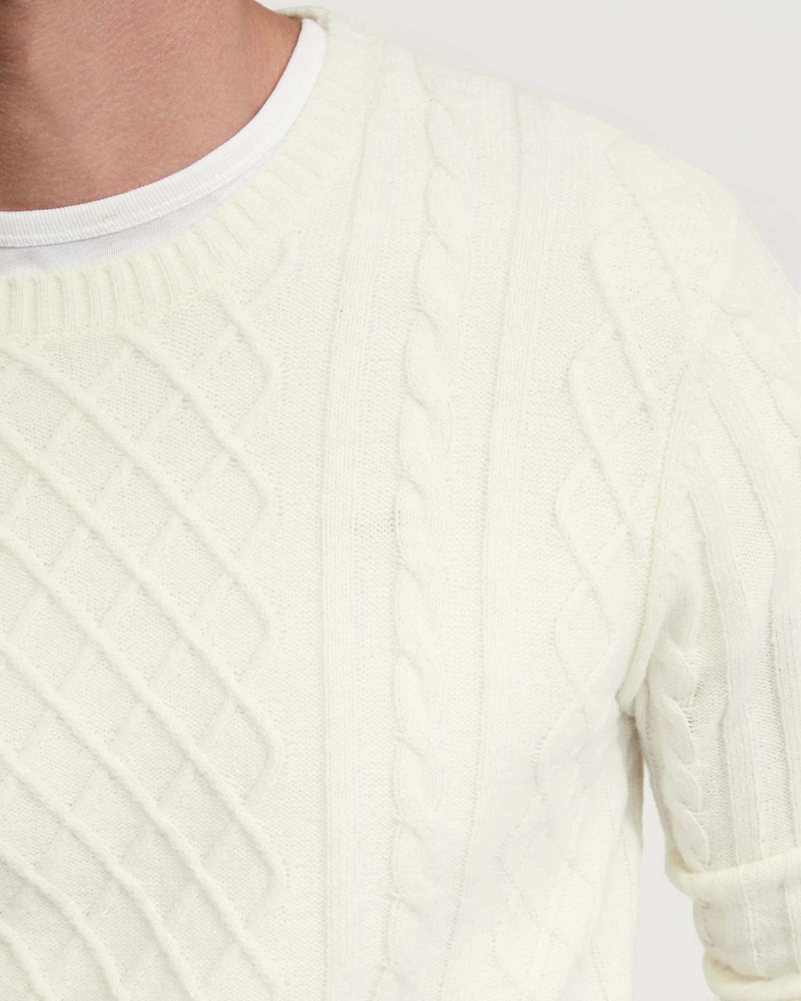 Bruno Wool Rich Cable Knit - Image 12