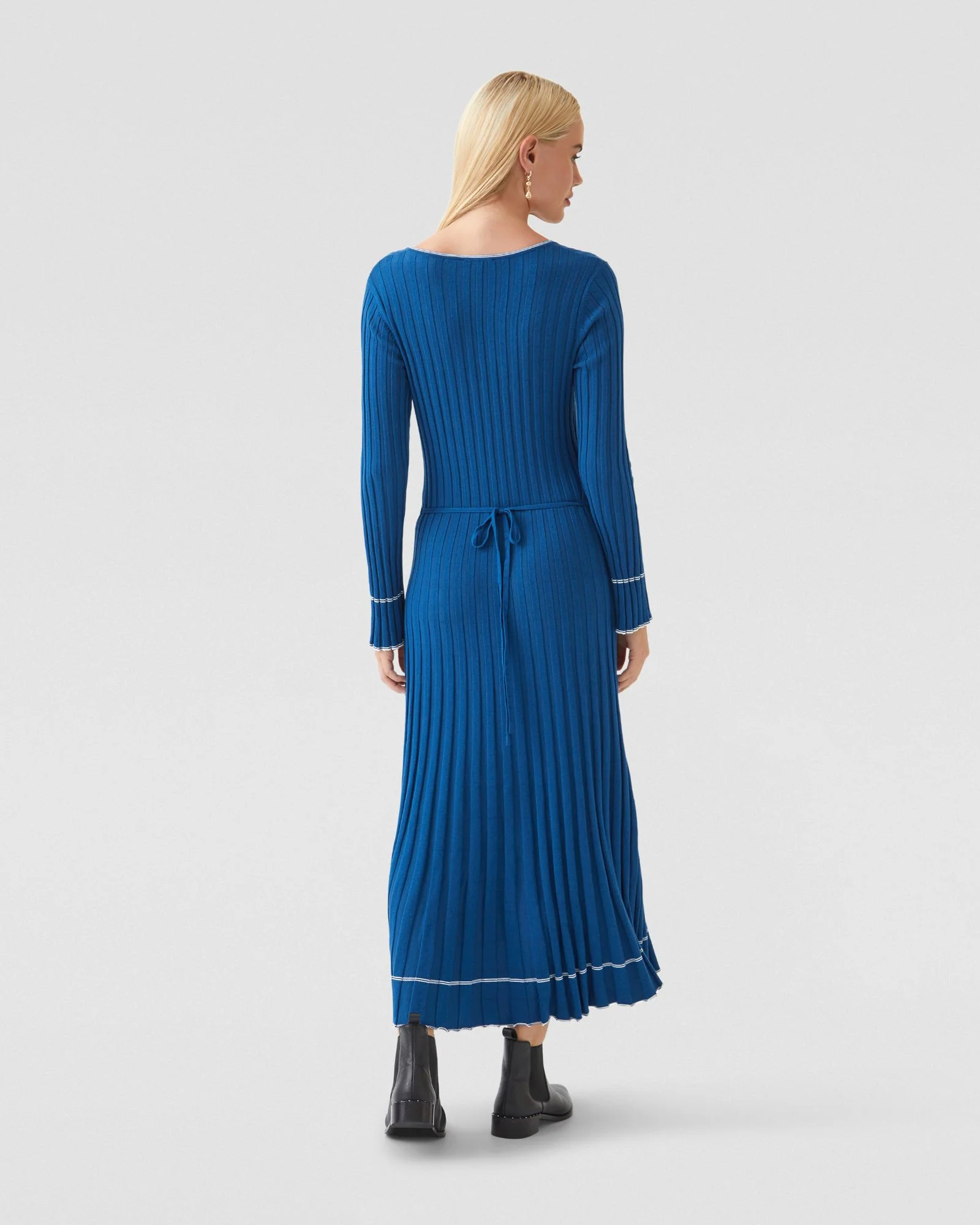 Cara Knitted Dress - Image 3