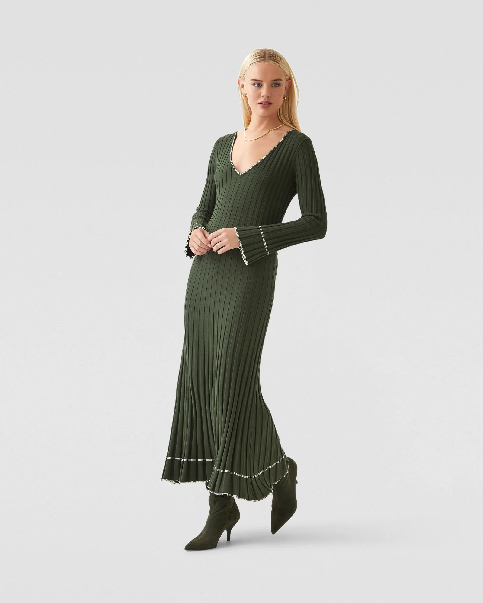 Cara Knitted Dress - Image 8