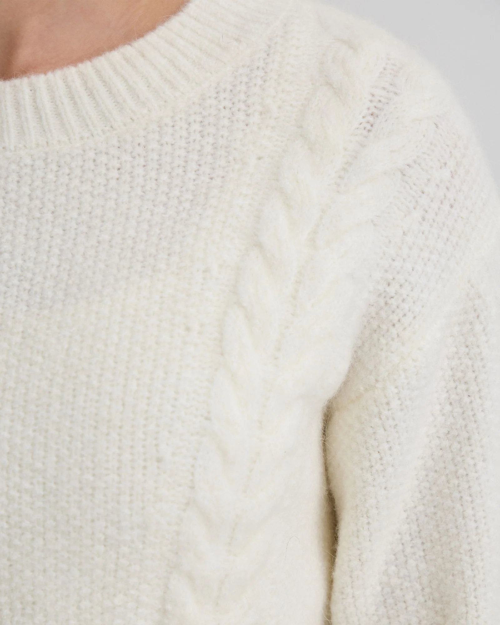 Carla Cable Knit - Image 12
