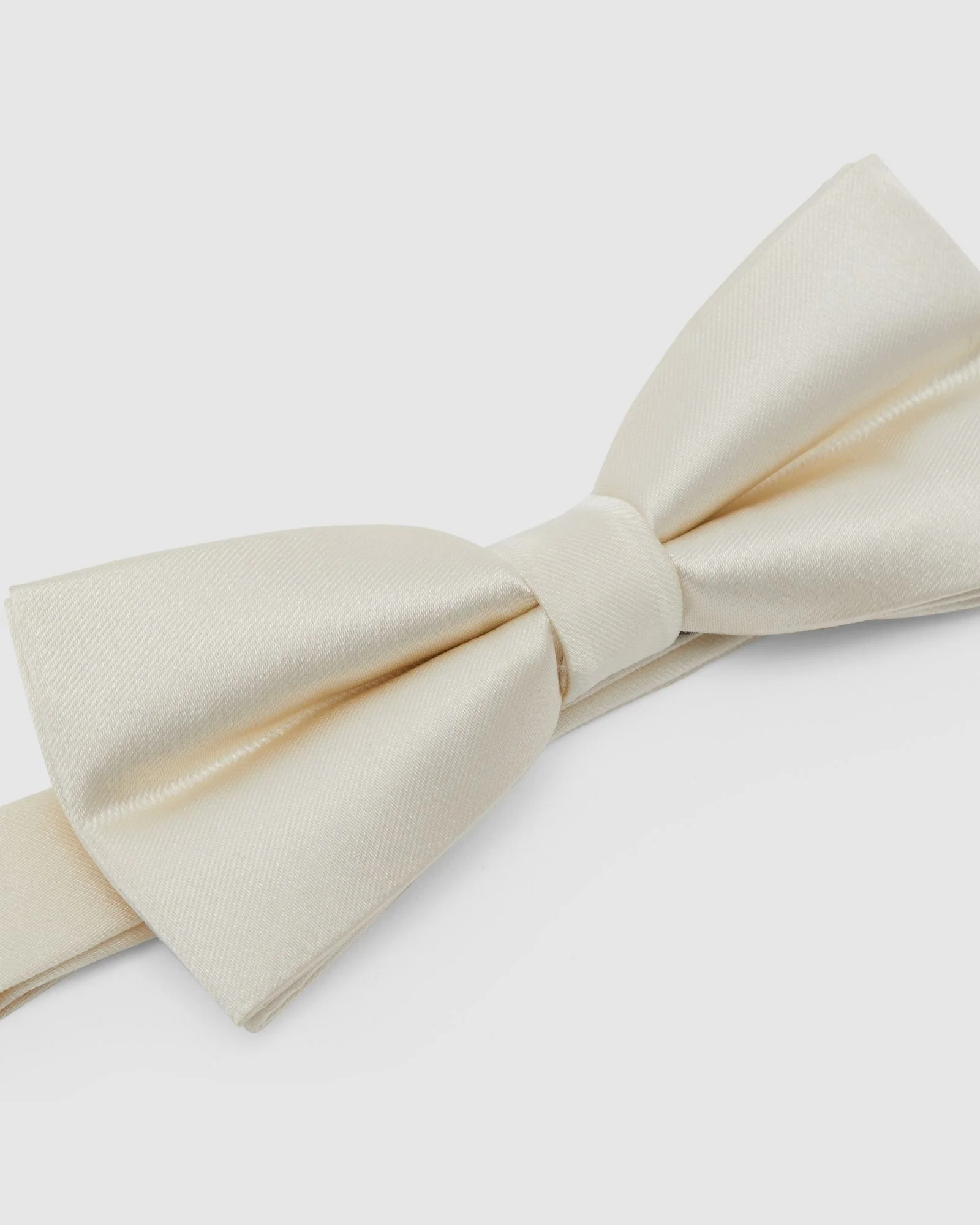 Classic Occasion Silk Bow Tie - Image 4