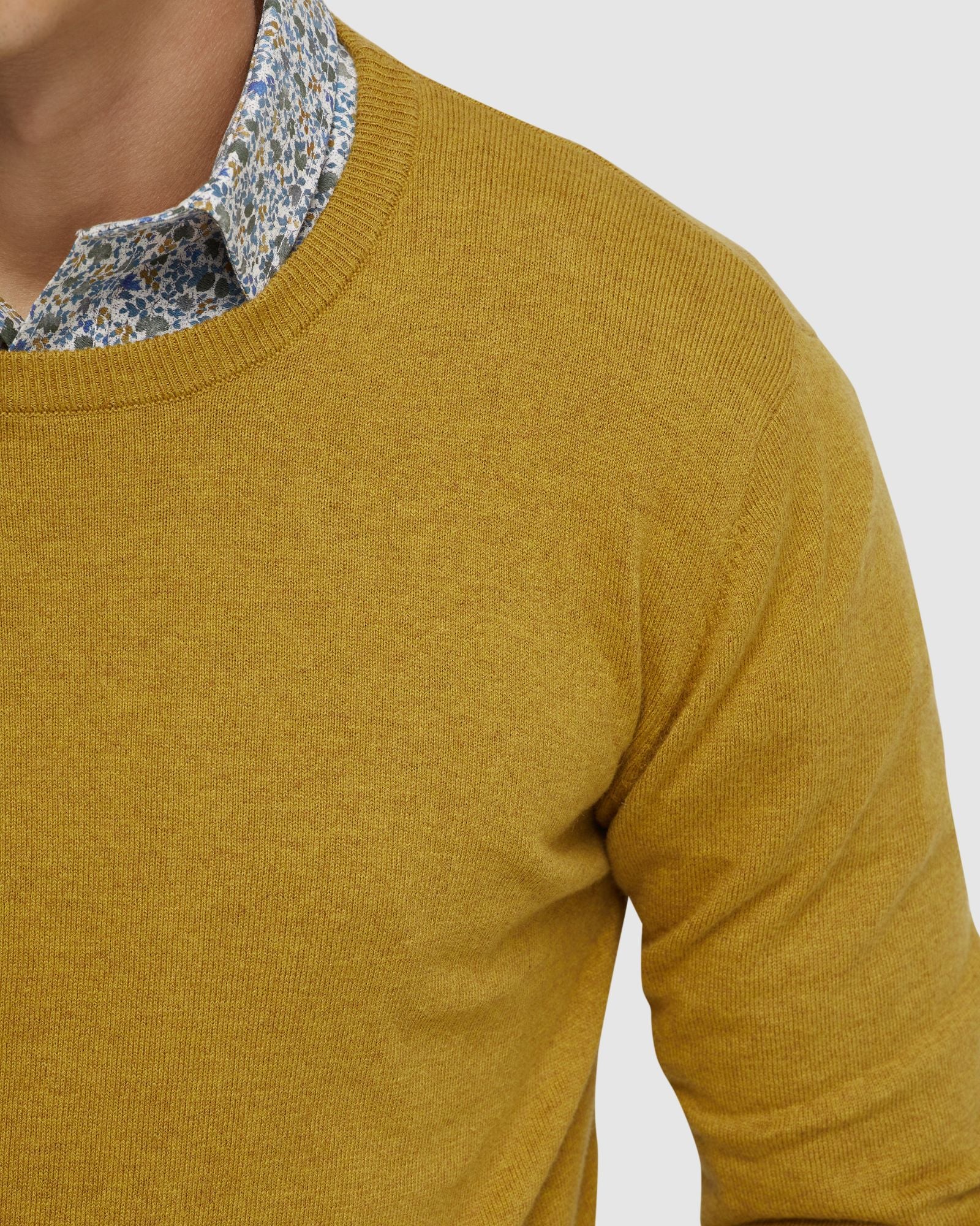 Crew Neck Cotton Cashmere Knit - Image 24