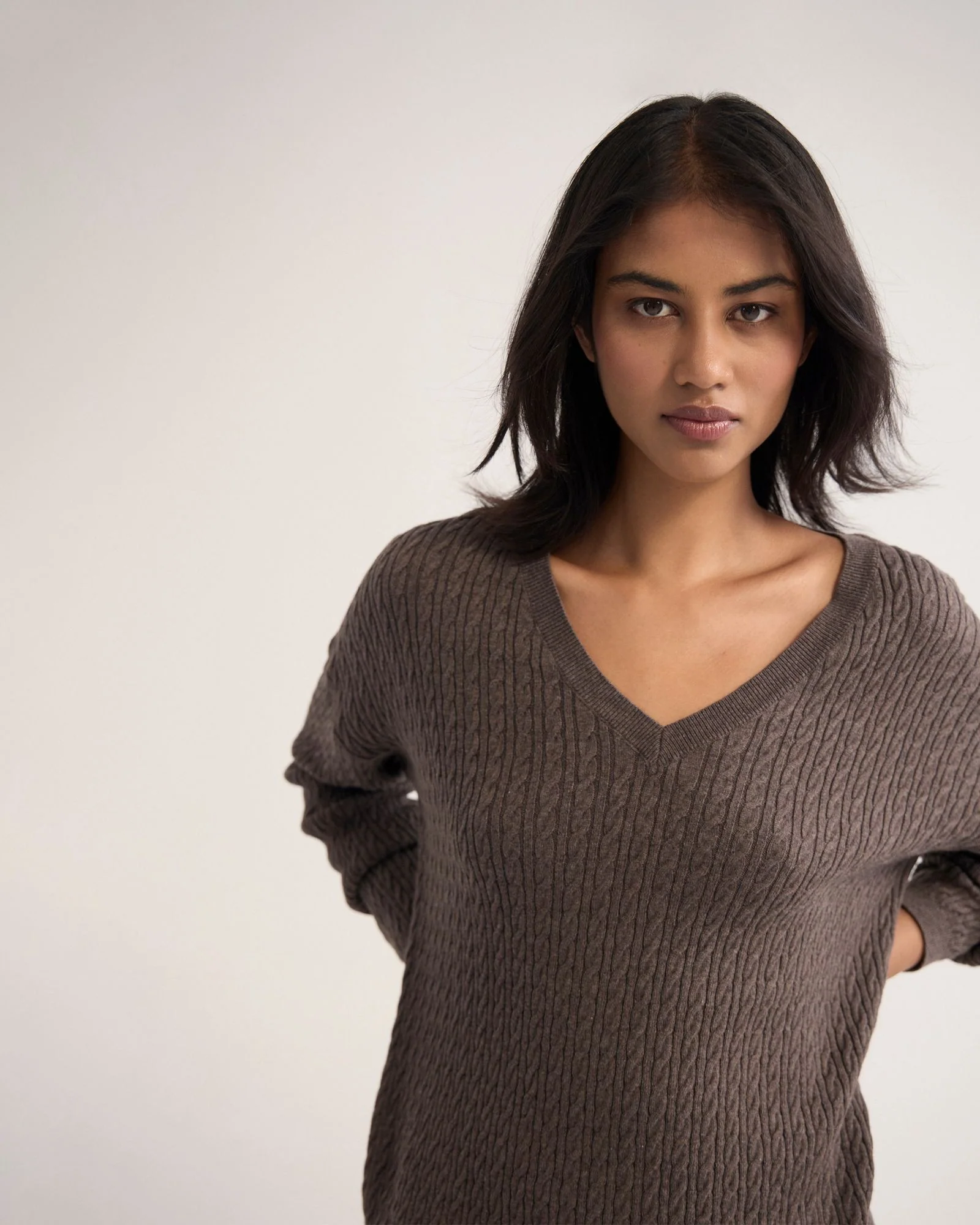 Drew Cable V-Neck Knit - Image 12
