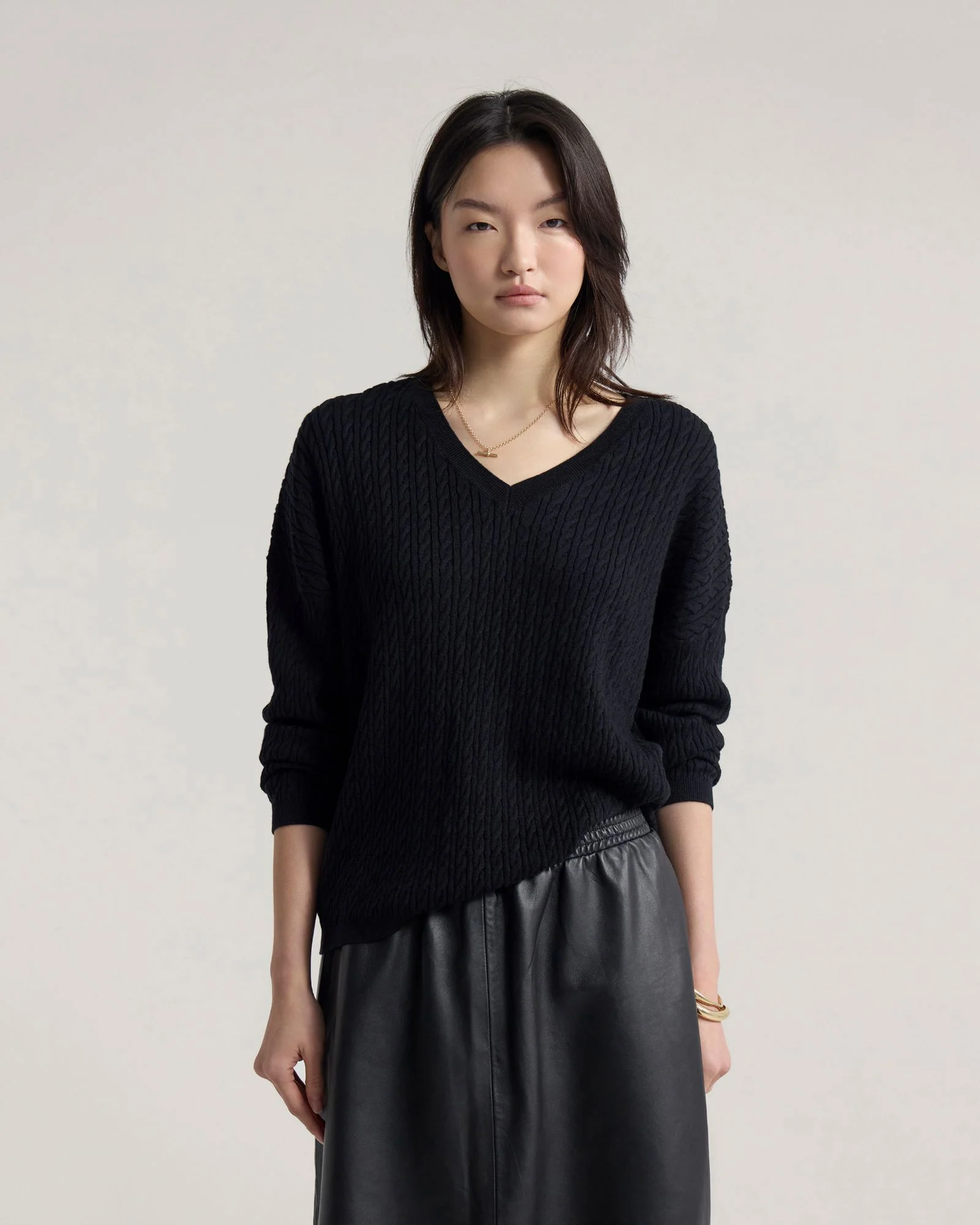 Drew Cable V-Neck Knit - Image 20