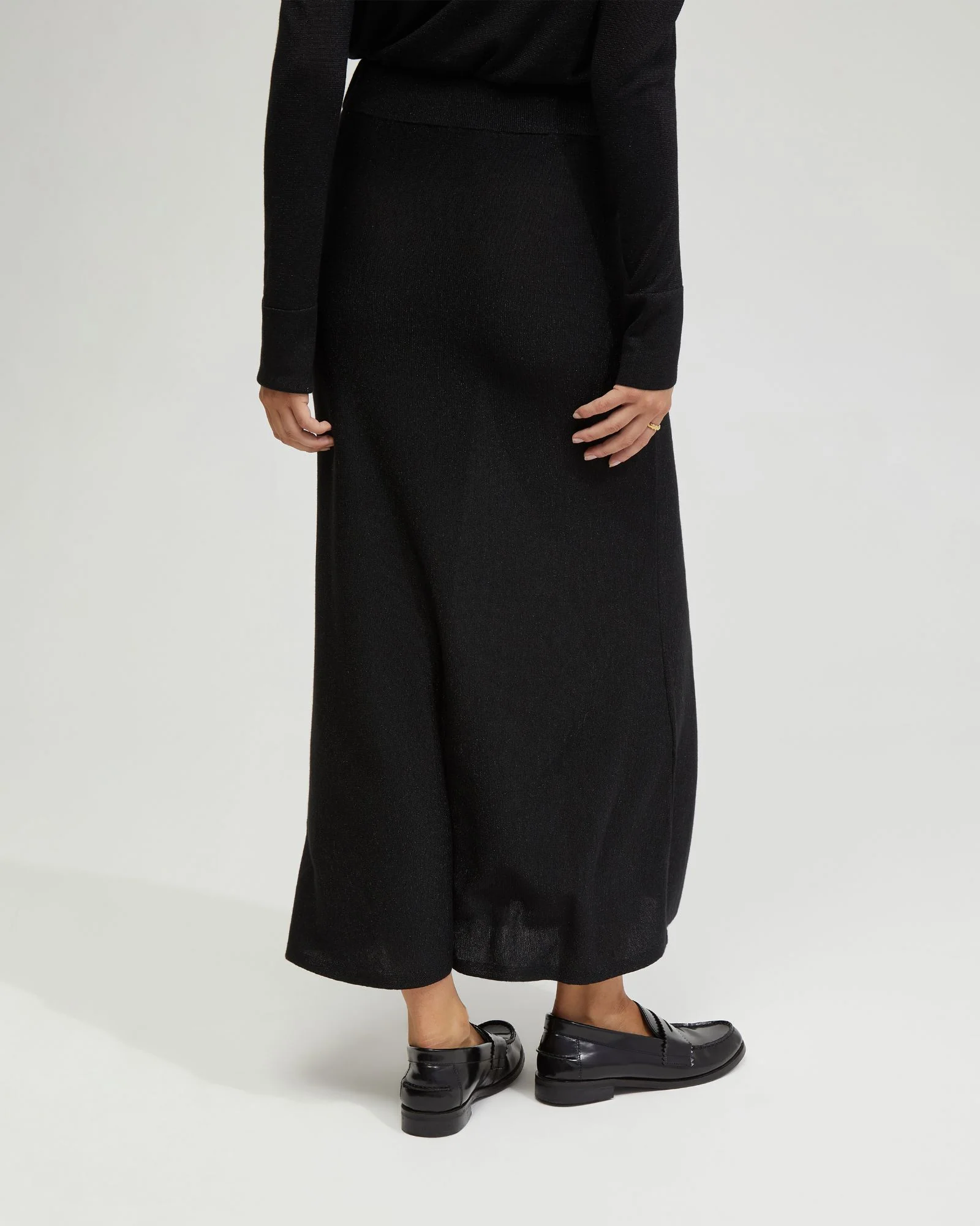 Elke Knitted Metallic Skirt - Image 9