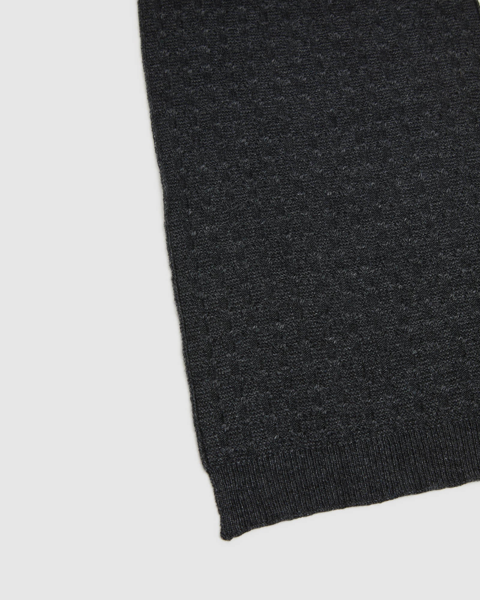 Eric Knit Scarf - Image 4