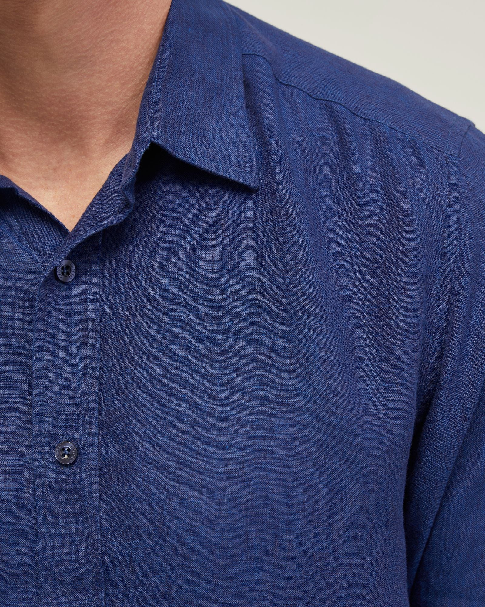 Fergus Pure Linen Shirt - Image 6