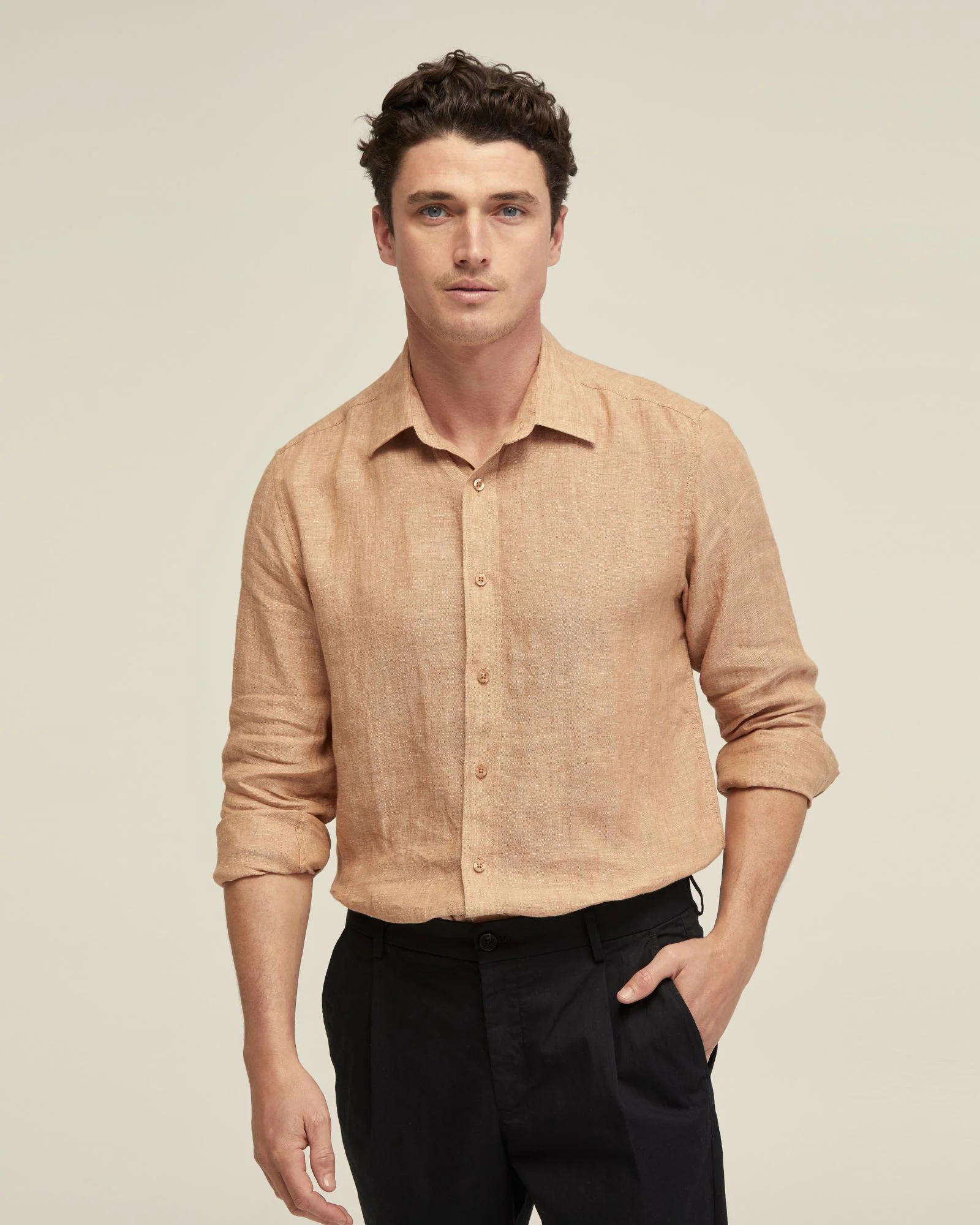 Fergus Pure Linen Shirt - Image 17
