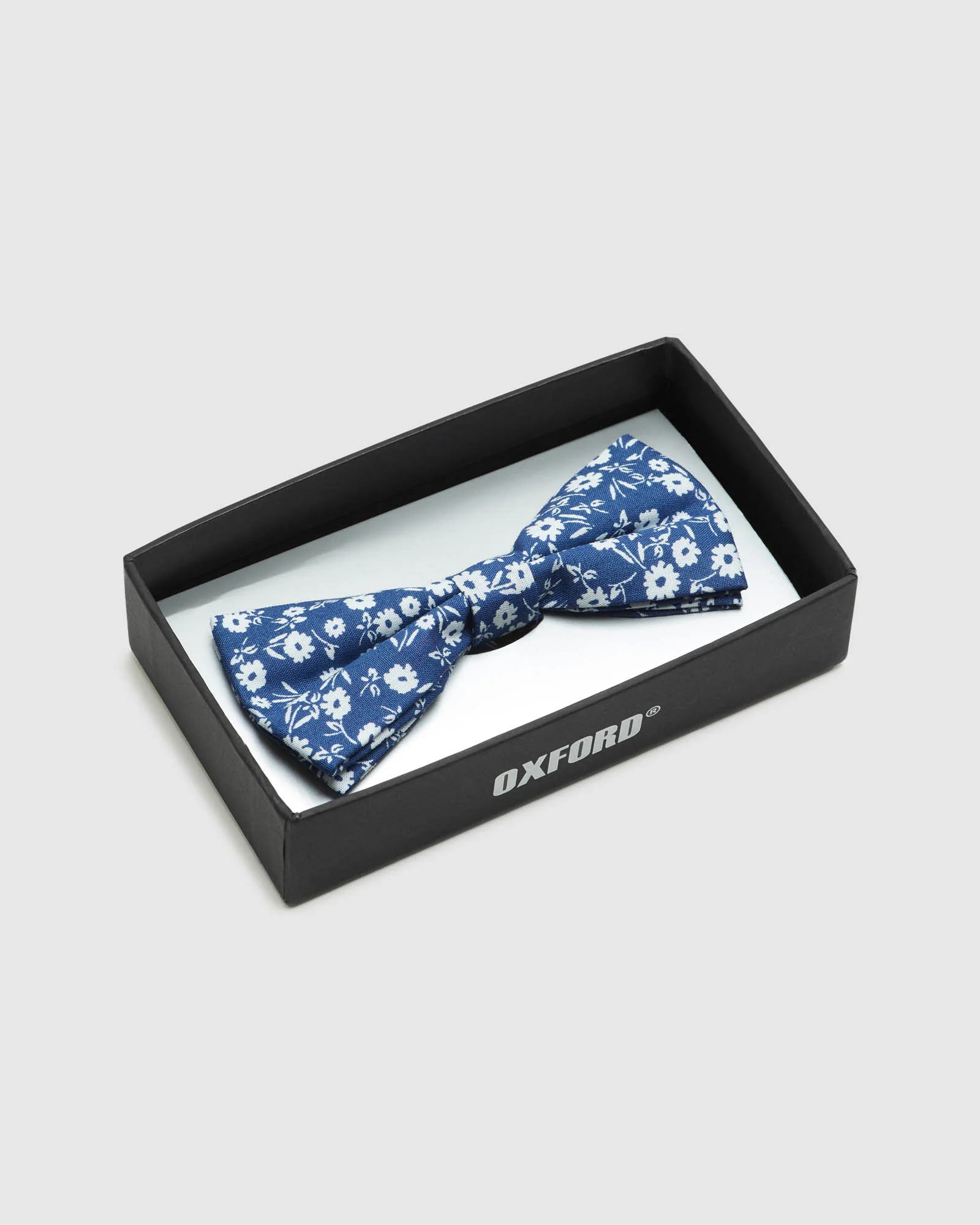 Floral Cotton Bow Tie - Image 3