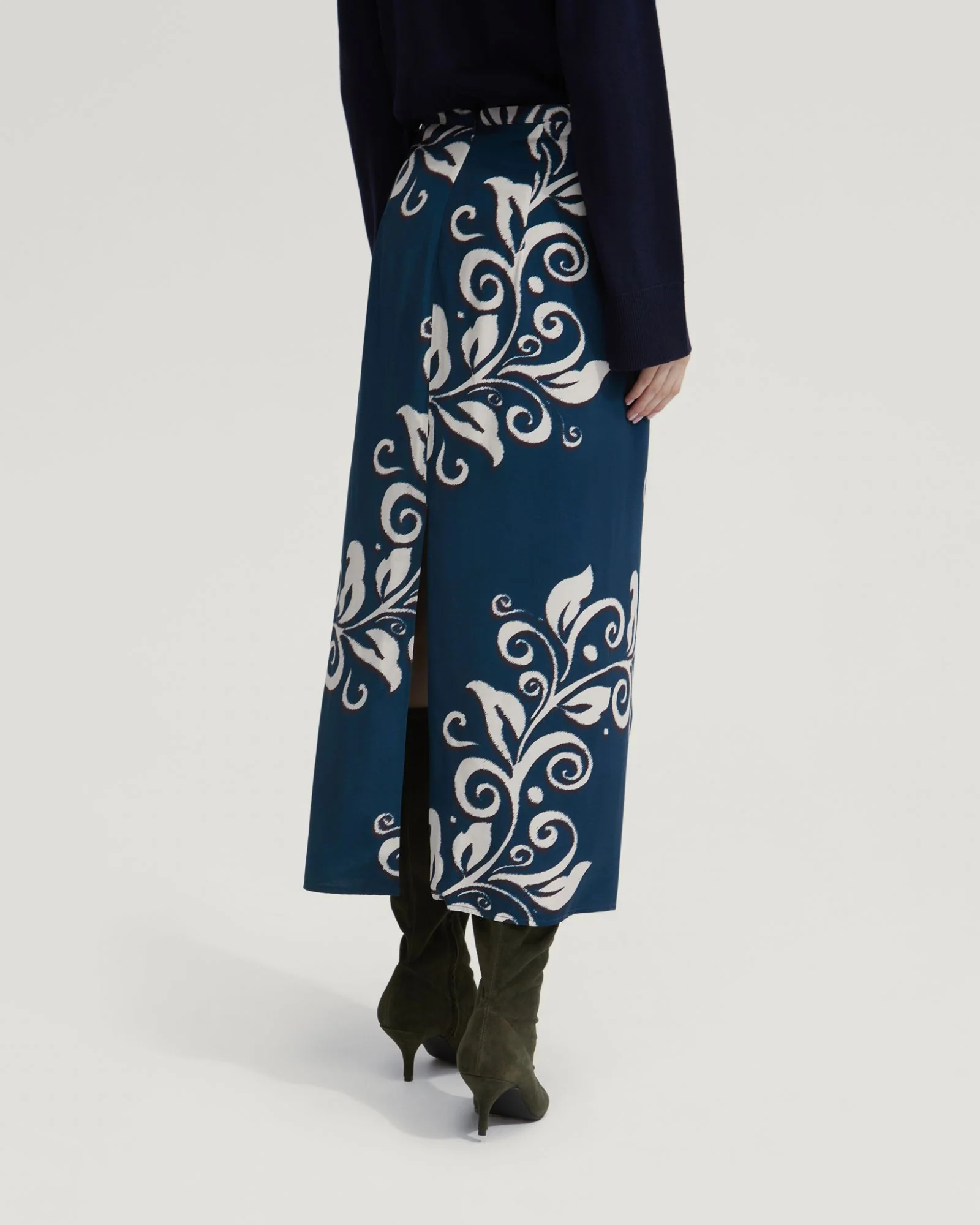 Grechen Floral Print Skirt - Image 3