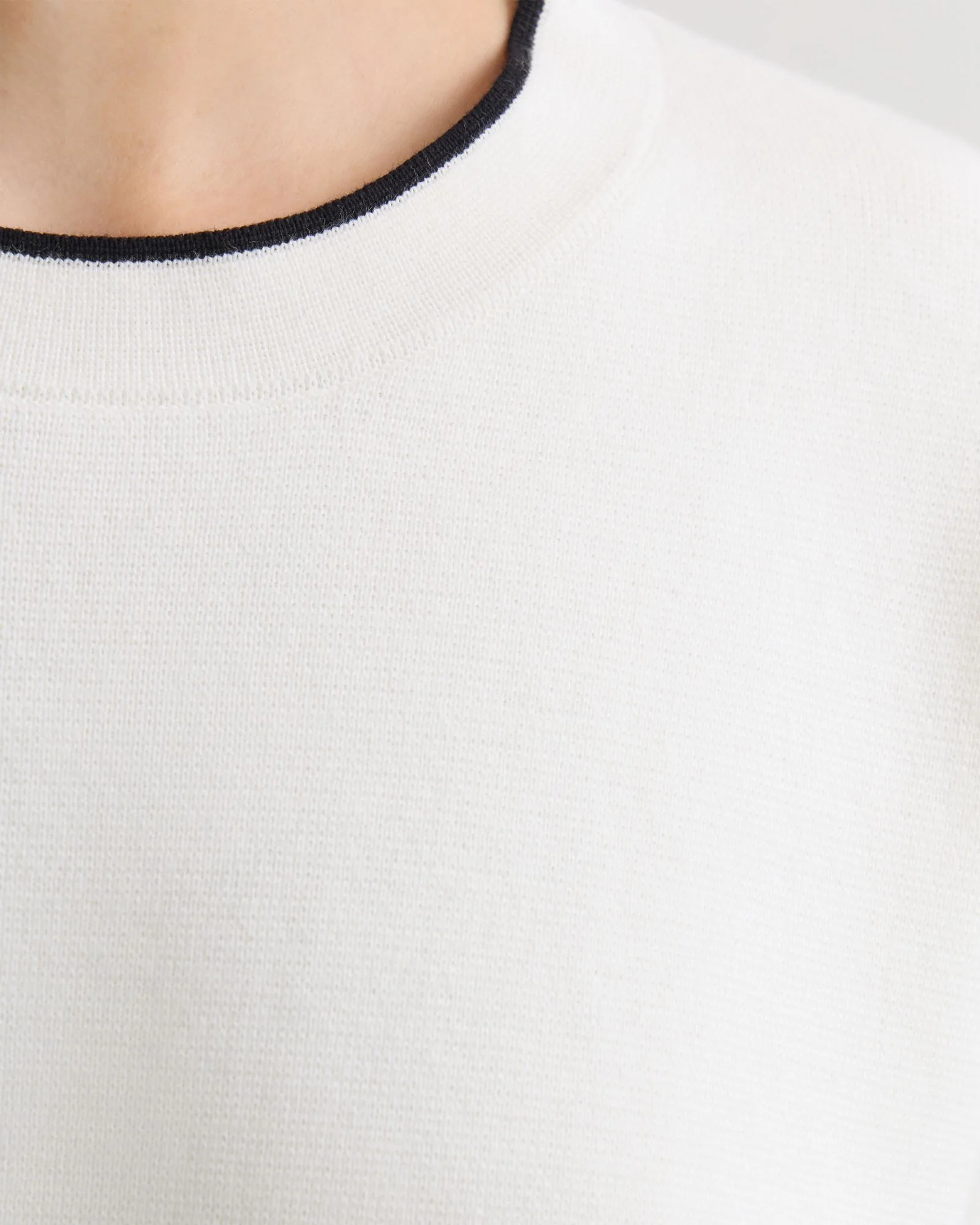 Harper Contrast Trim Knit - Image 12