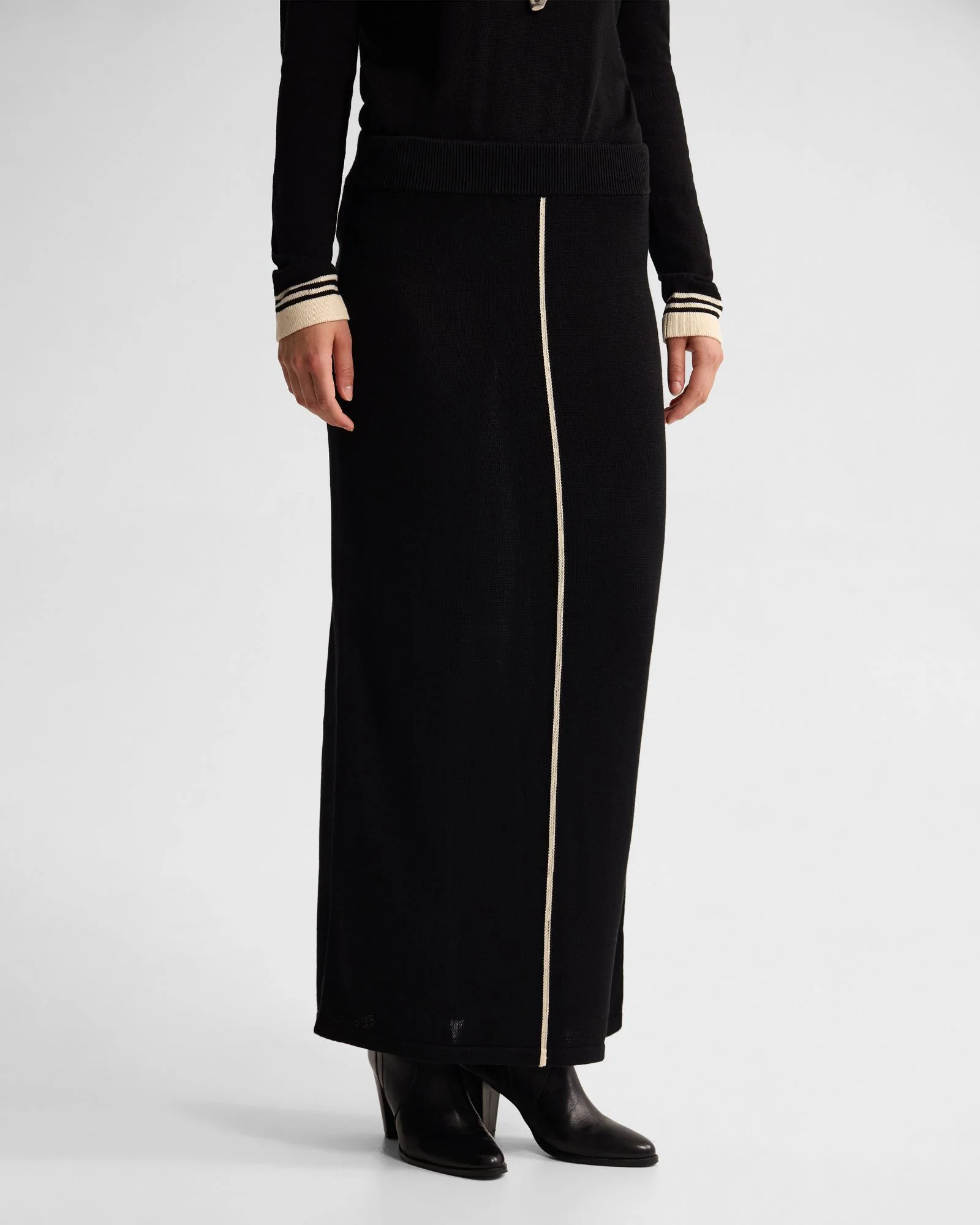 Herra Knitted Skirt - Image 2