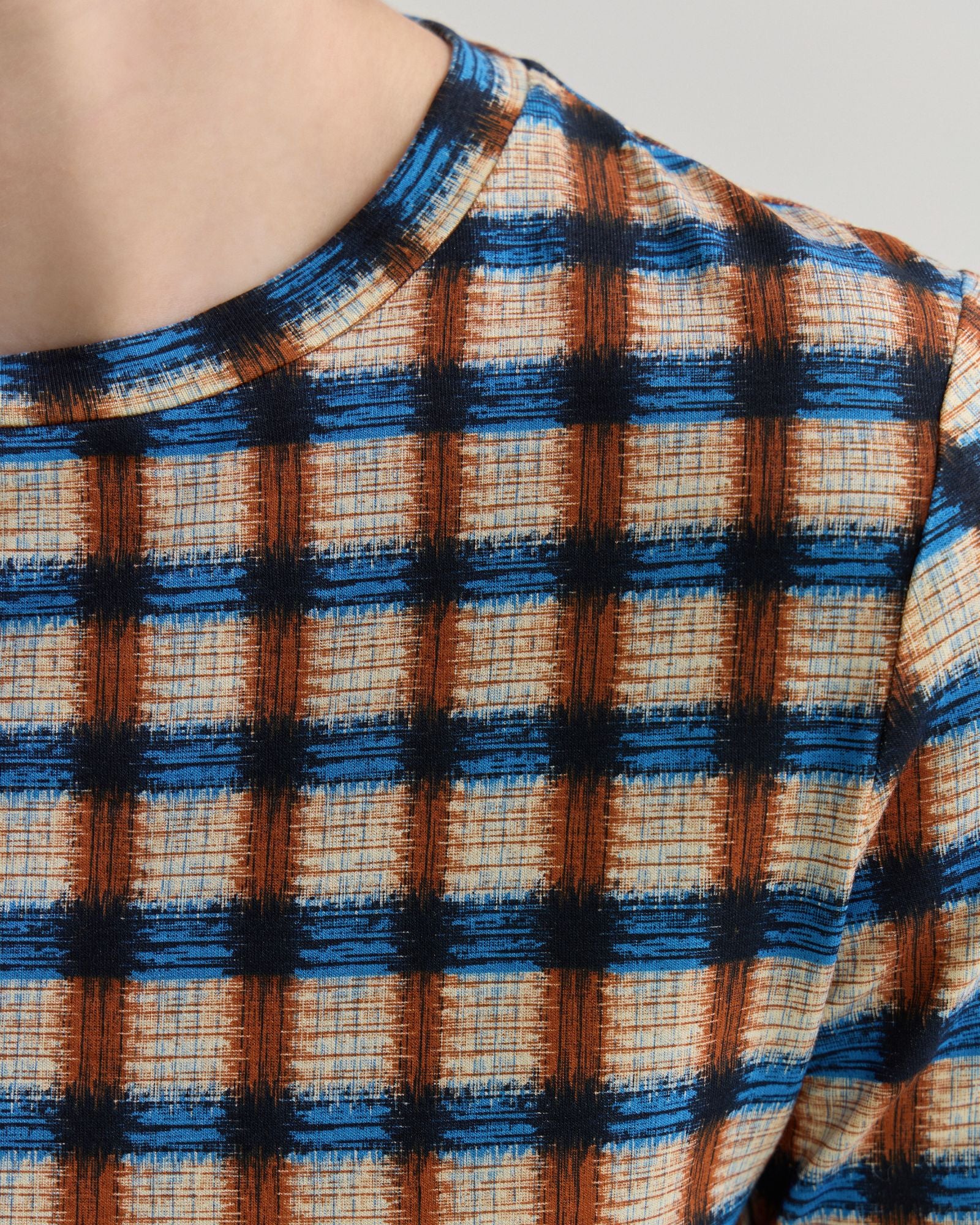 Imogen T-Shirt - Image 6