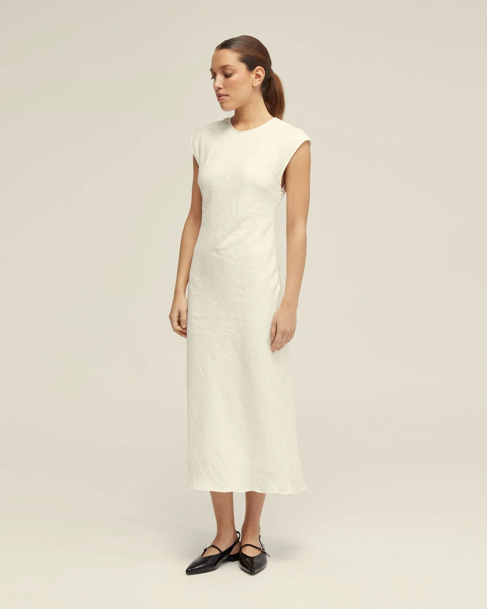 Isabel Linen Dress - Image 8