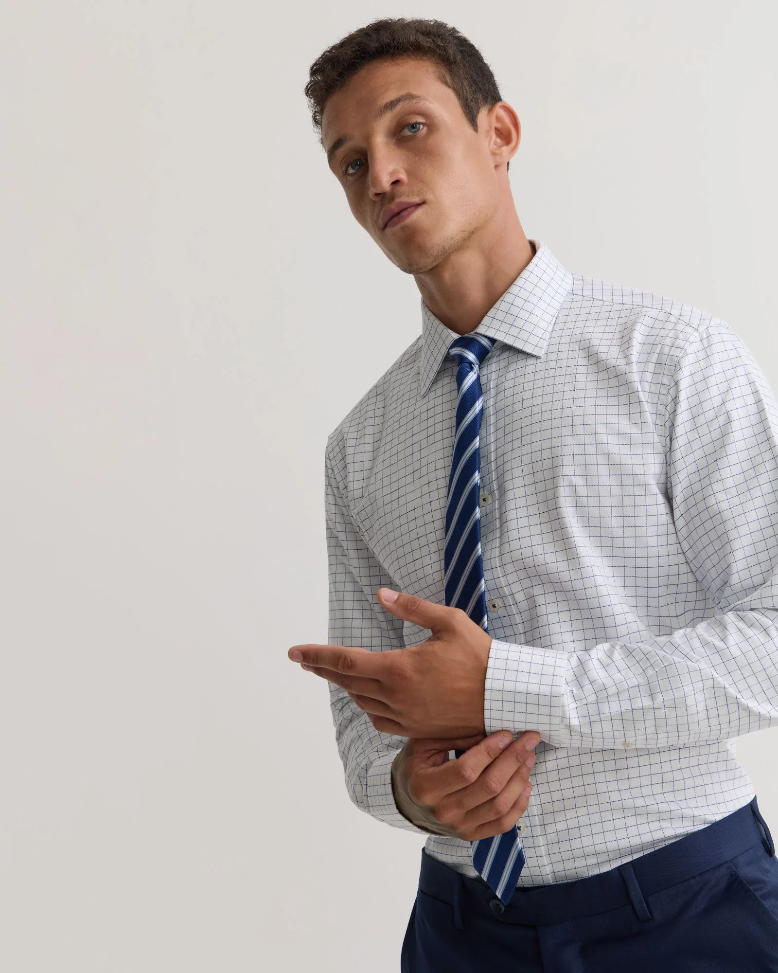 Islington Classic Fit Check Shirt - Image 4
