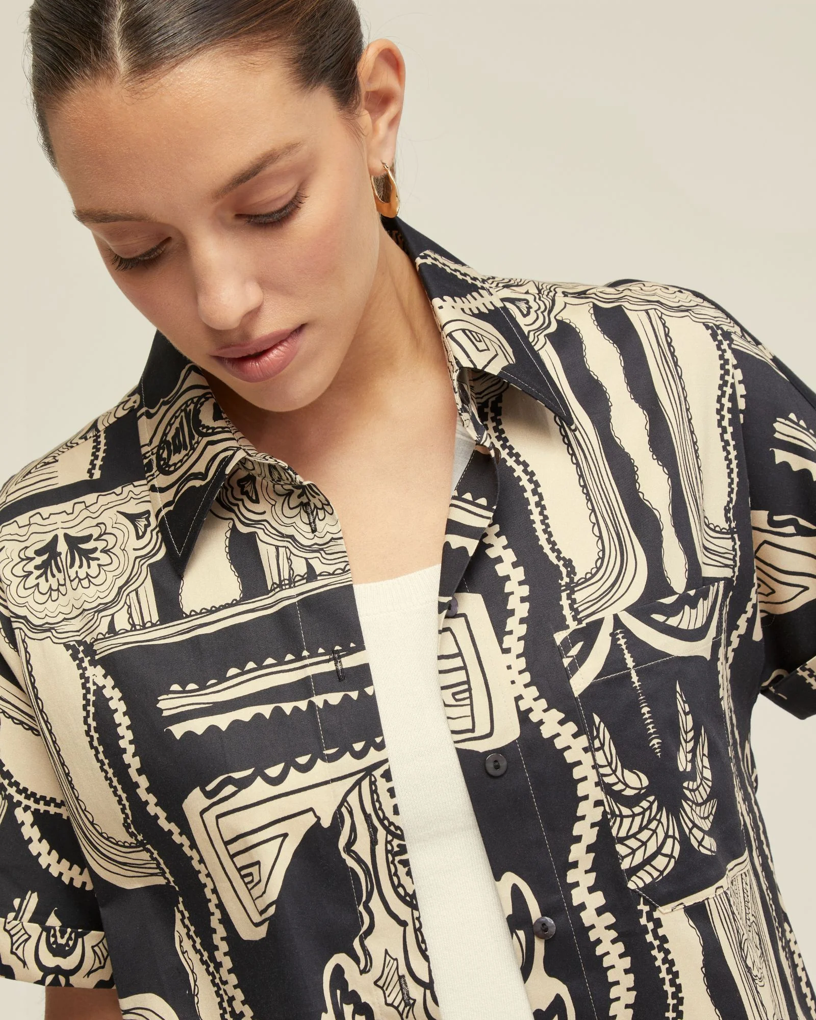 Jasmine Printed Short Sleeve Shirt - Image 4