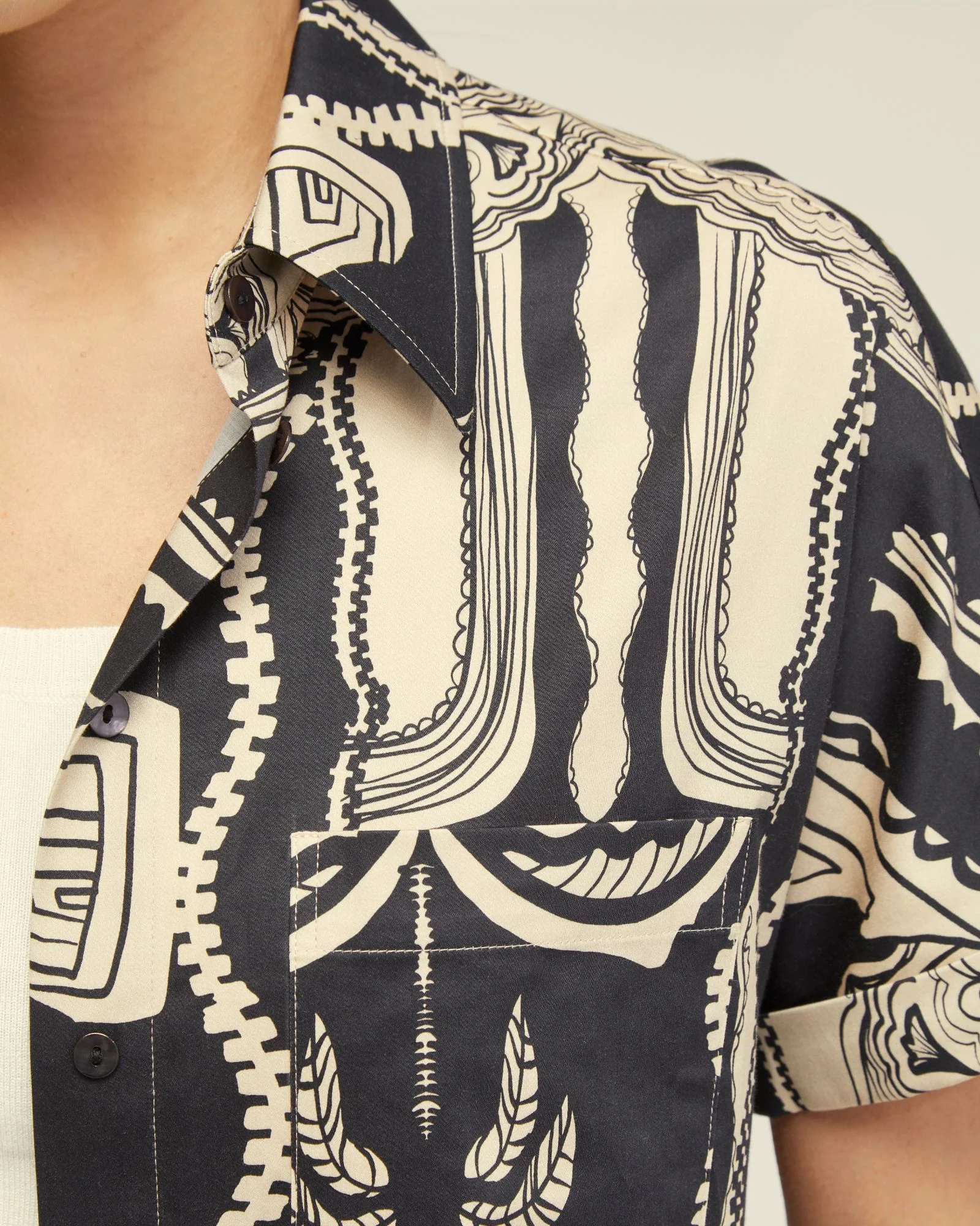 Jasmine Printed Short Sleeve Shirt - Image 6
