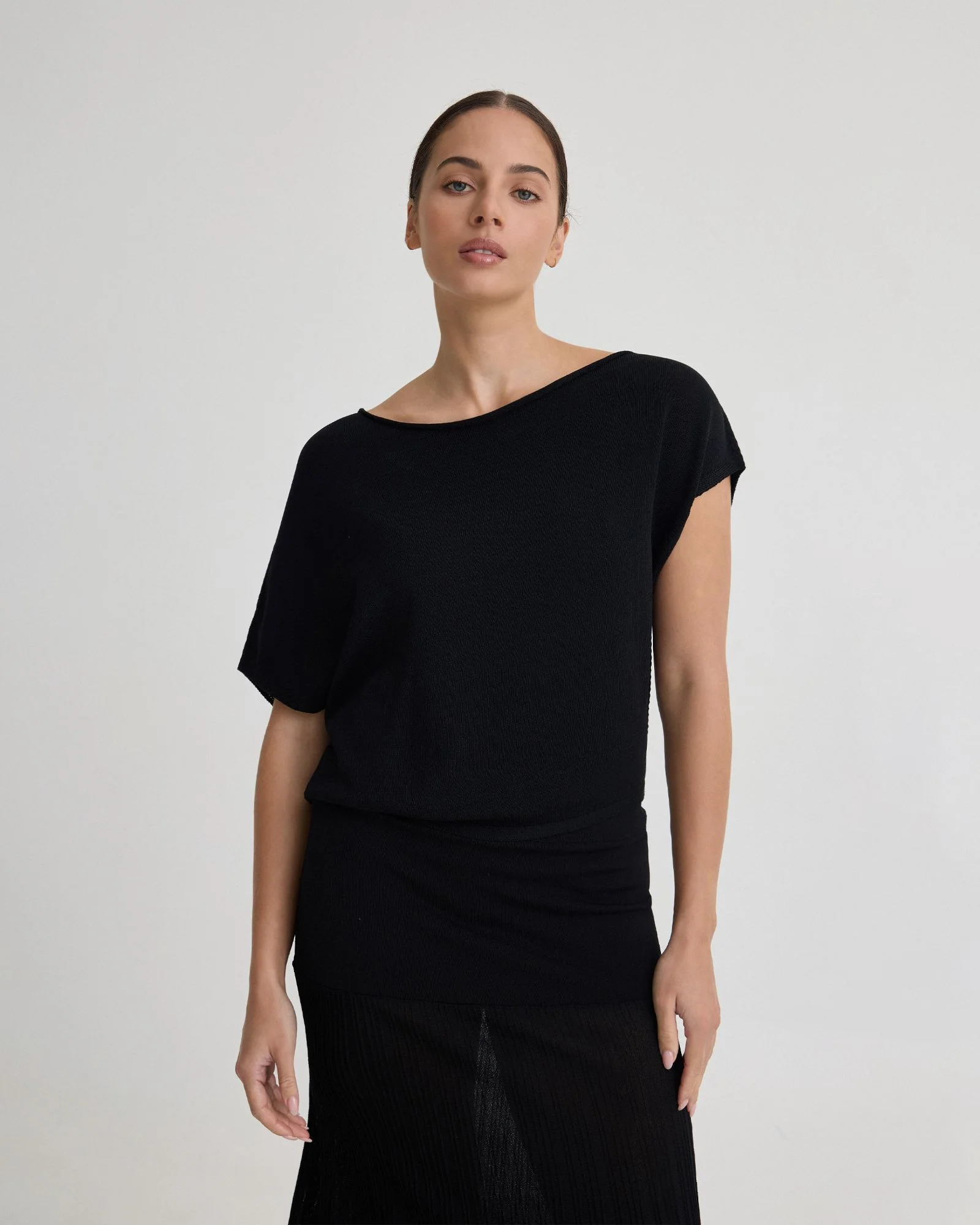 Jaya Knitted Drape Top - Image 11