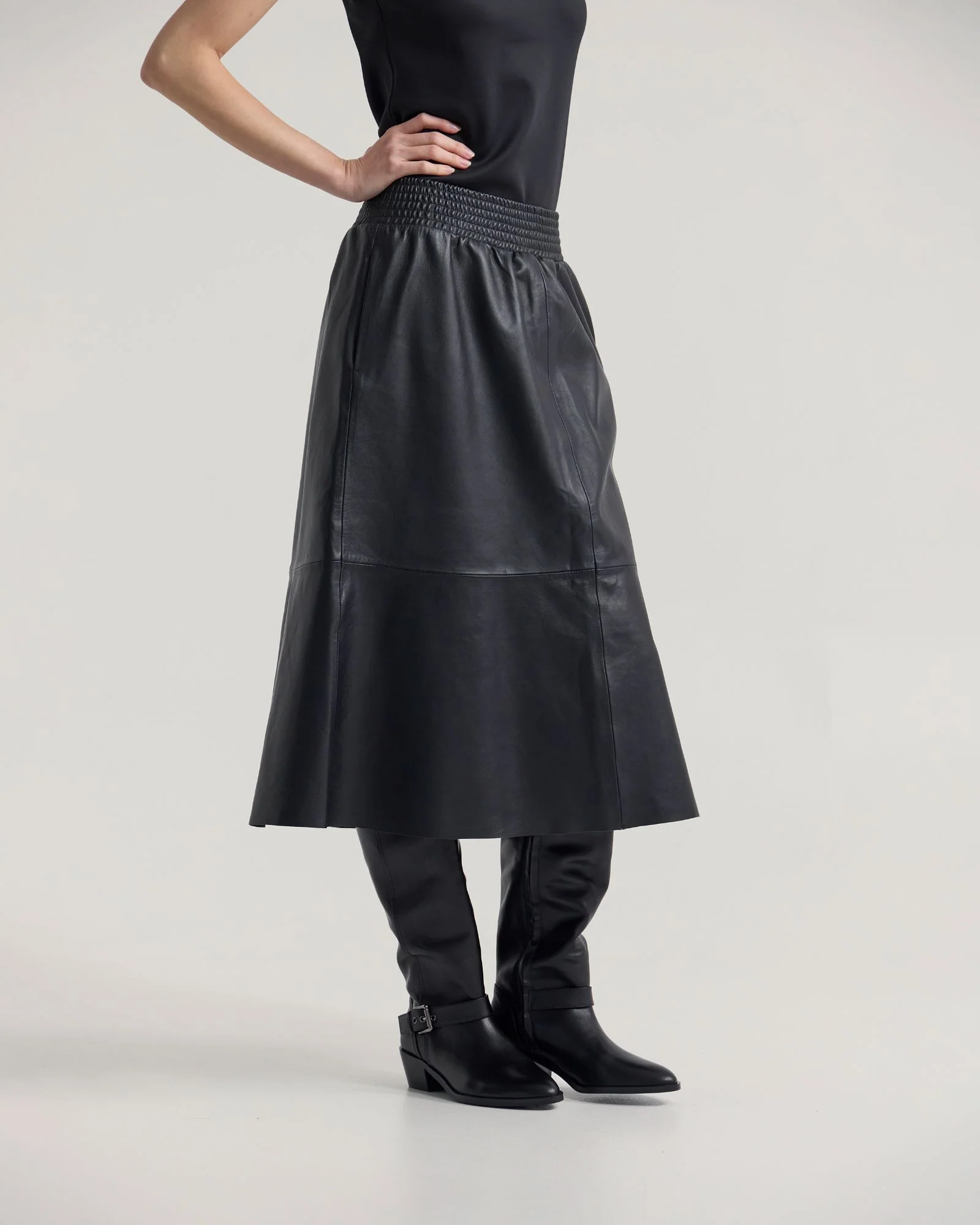 Jaya Leather Midi Skirt - Image 2