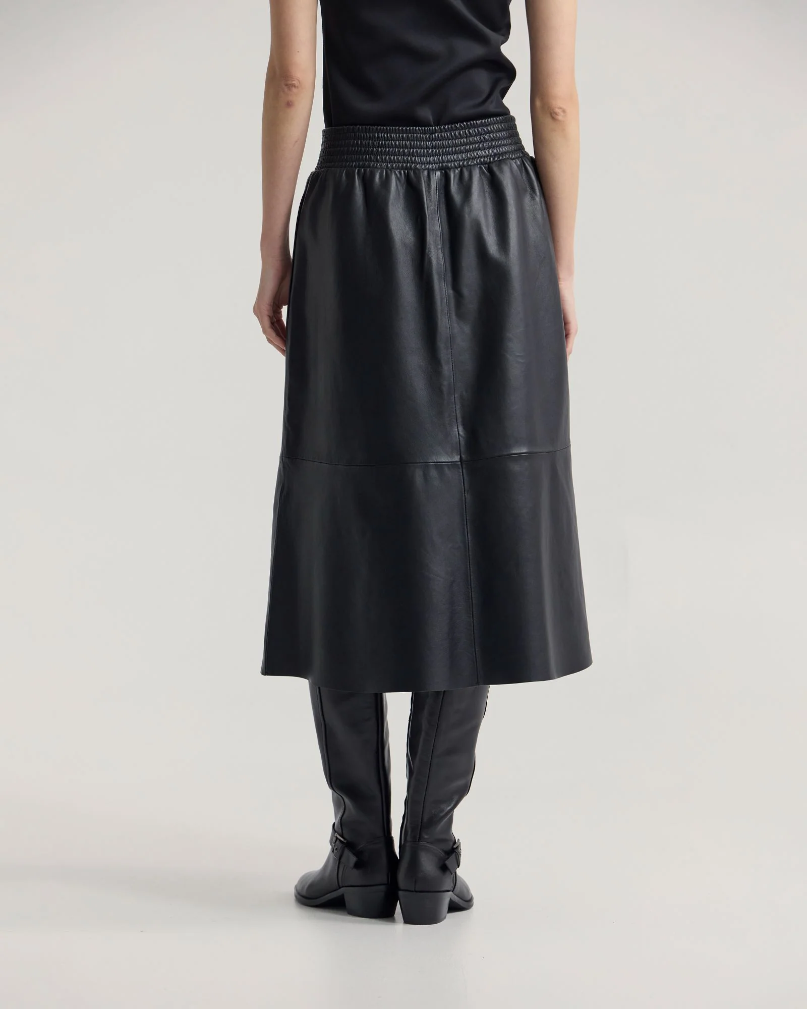 Jaya Leather Midi Skirt - Image 3