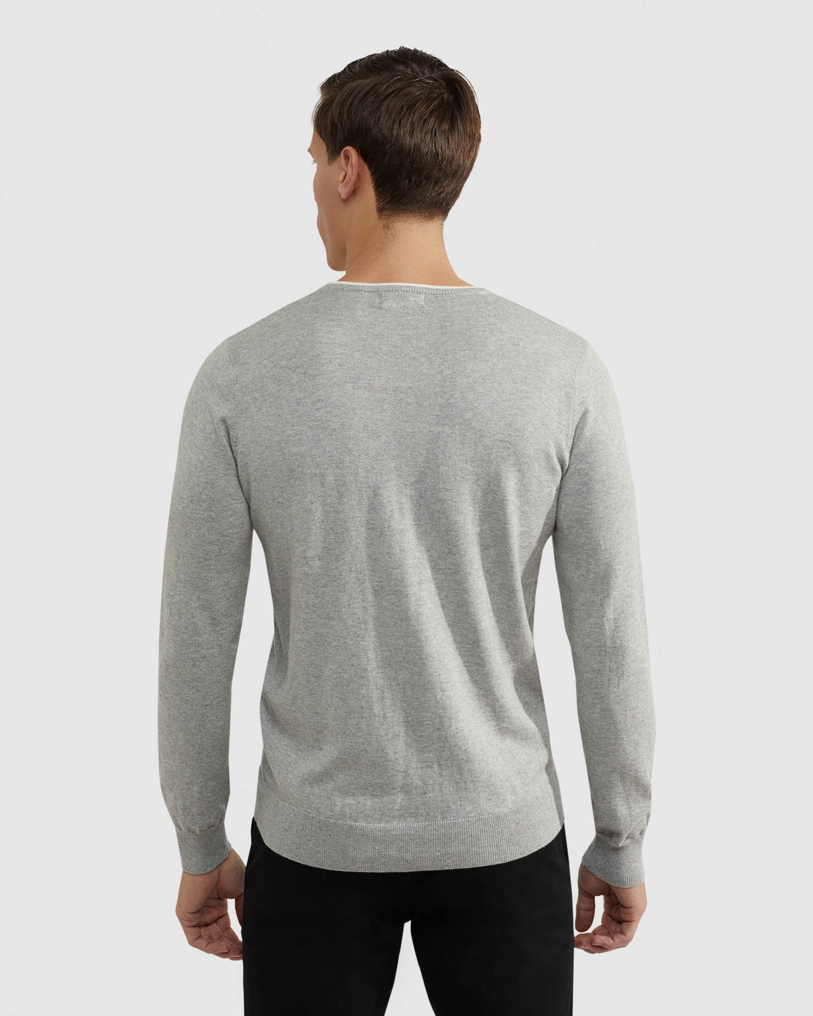 Lenny V Neck Cashmere Blend Pullovr - Image 21