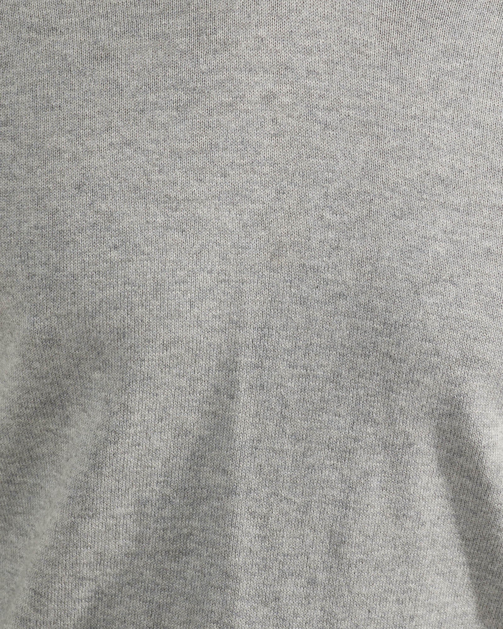Lenny V Neck Cashmere Blend Pullovr - Image 24
