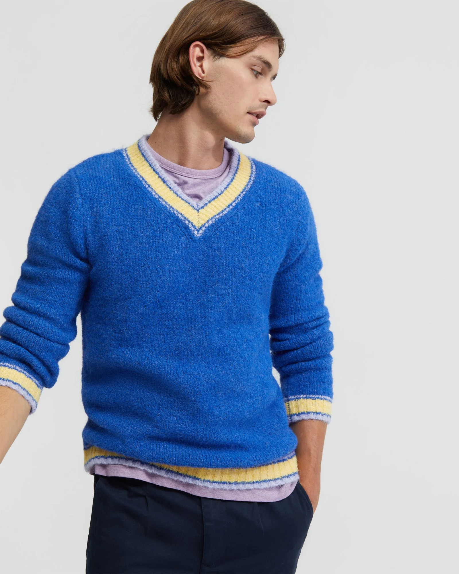 Leo V-Neck Knit - Image 4