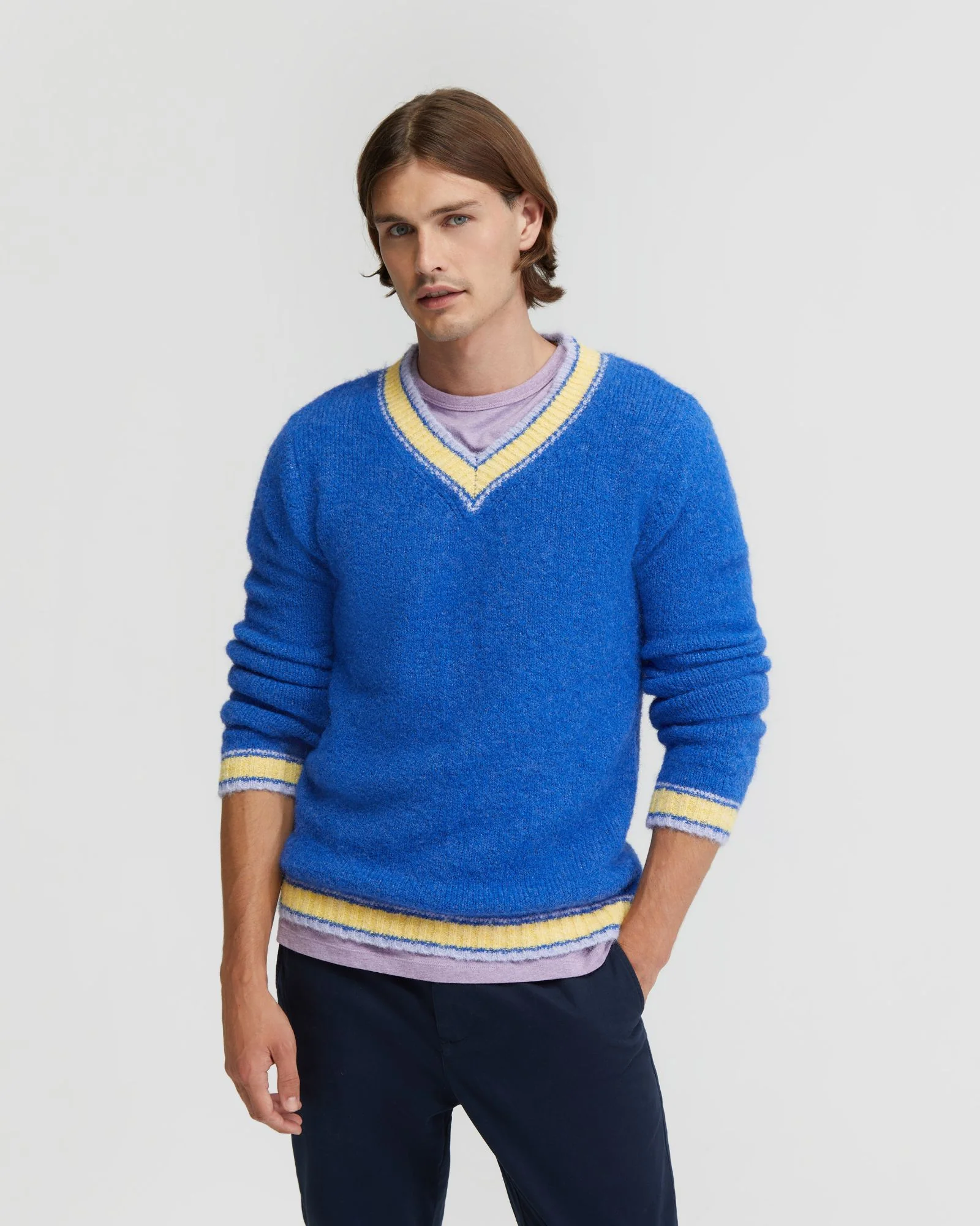 Leo V-Neck Knit - Image 5
