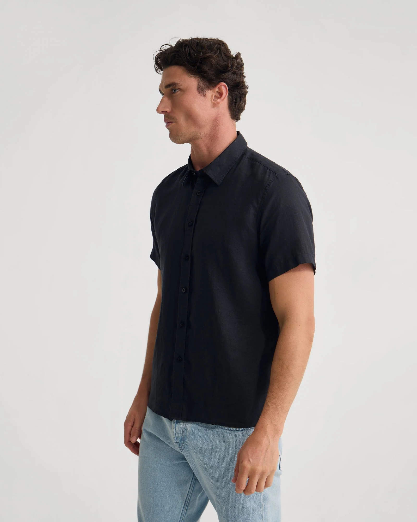 Leyton French Linen Short Sleeve Shirt - Image 8