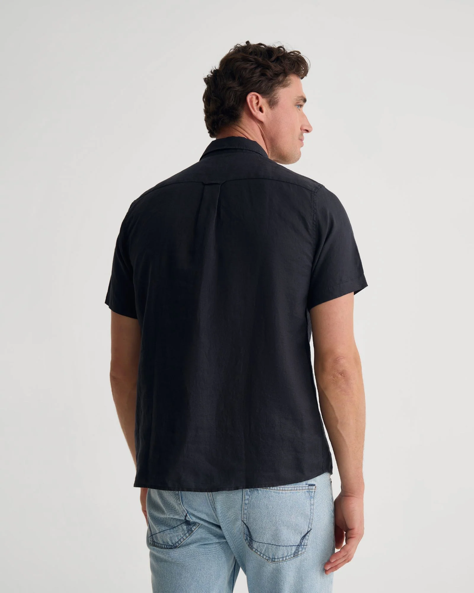 Leyton French Linen Short Sleeve Shirt - Image 9