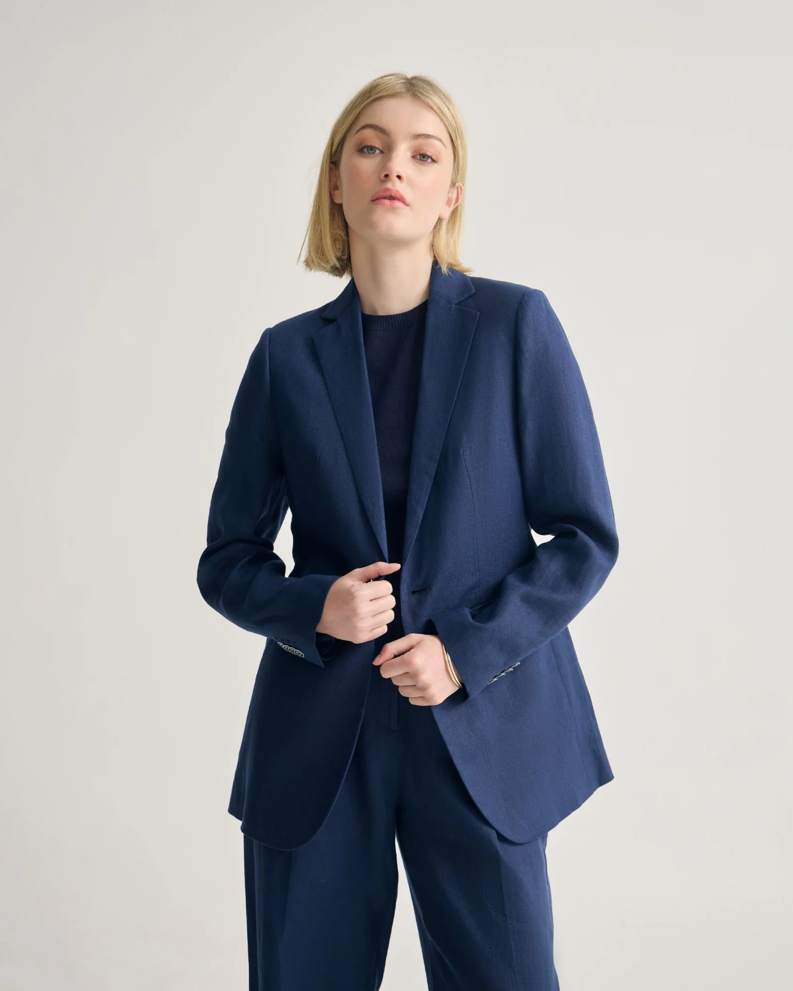 Lola Linen Blazer - Image 5