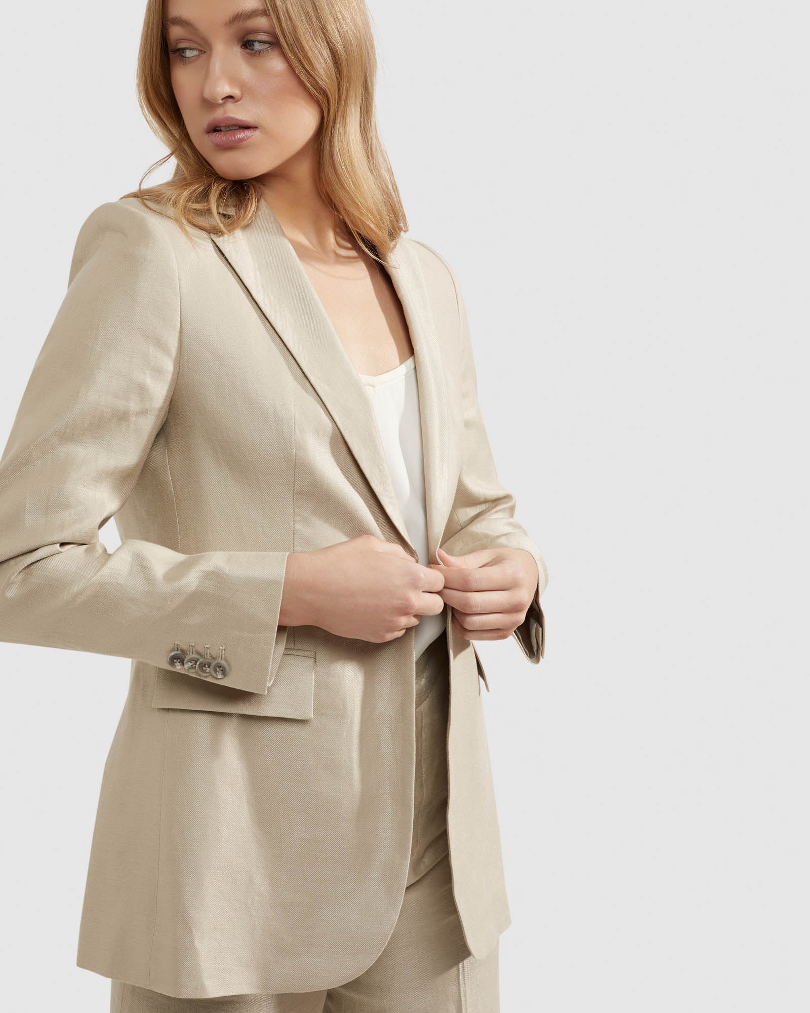 Lola Linen Twill Jacket - Image 11
