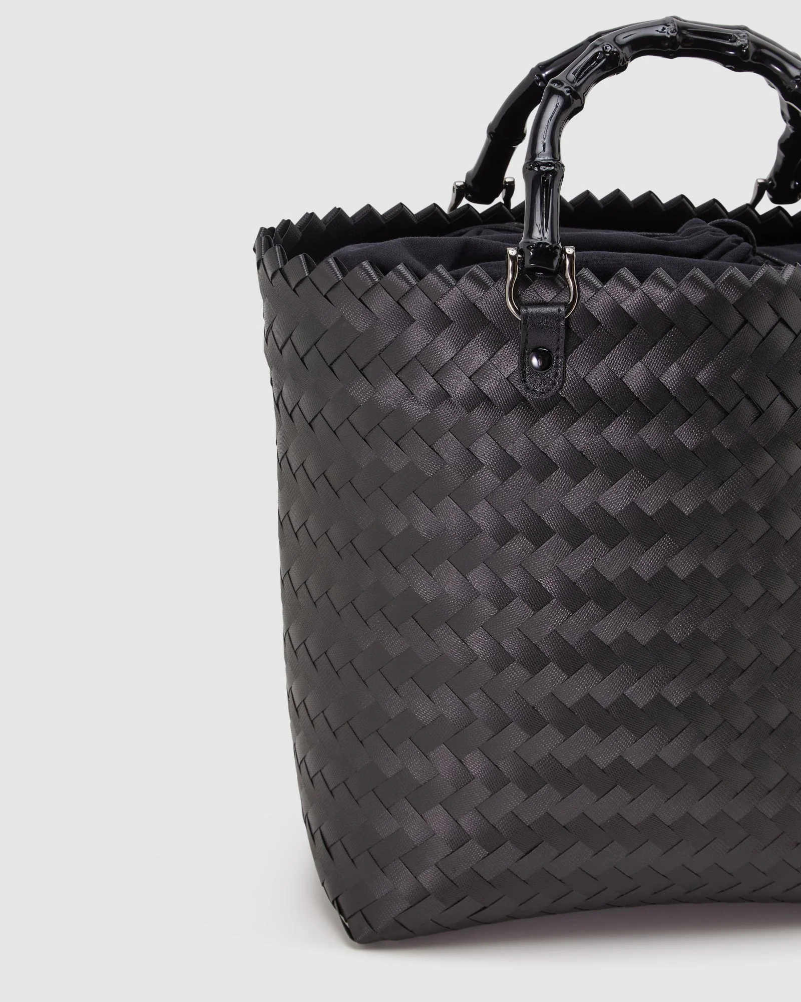 Lorrie Basket Tote Bag - Image 3