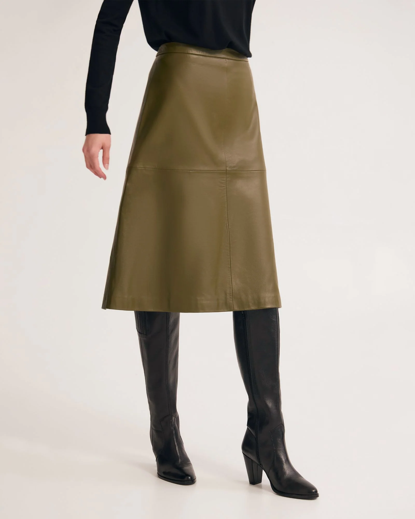 Lulu Leather Skirt - Image 3