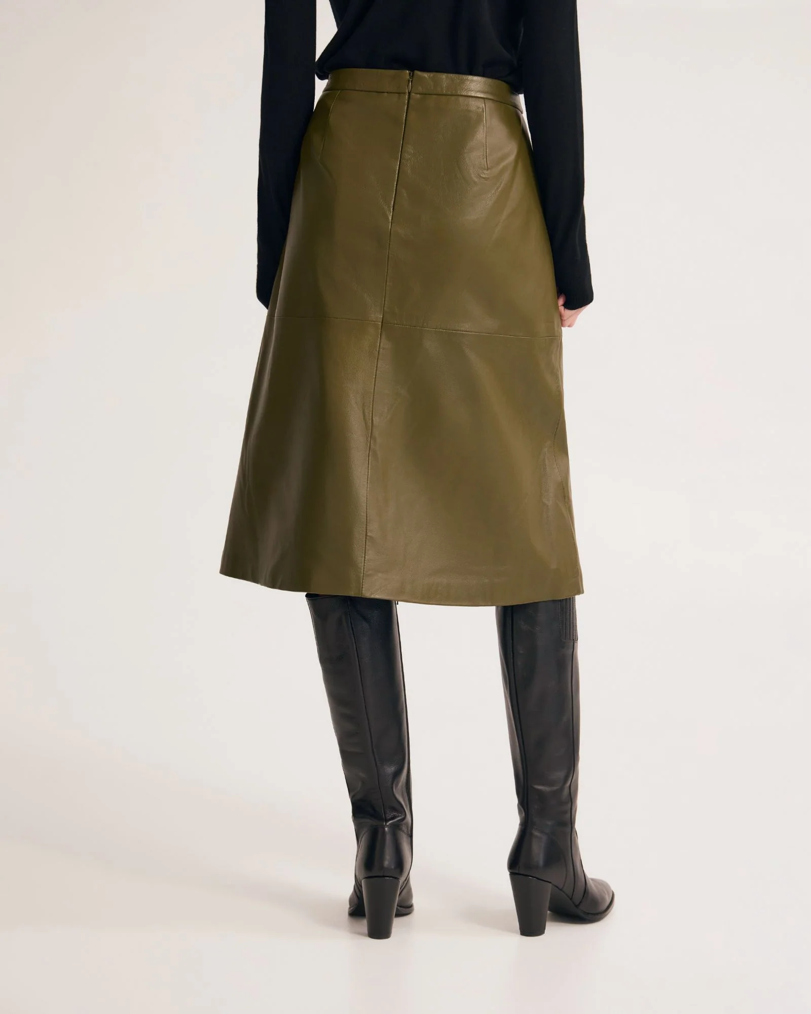 Lulu Leather Skirt - Image 4