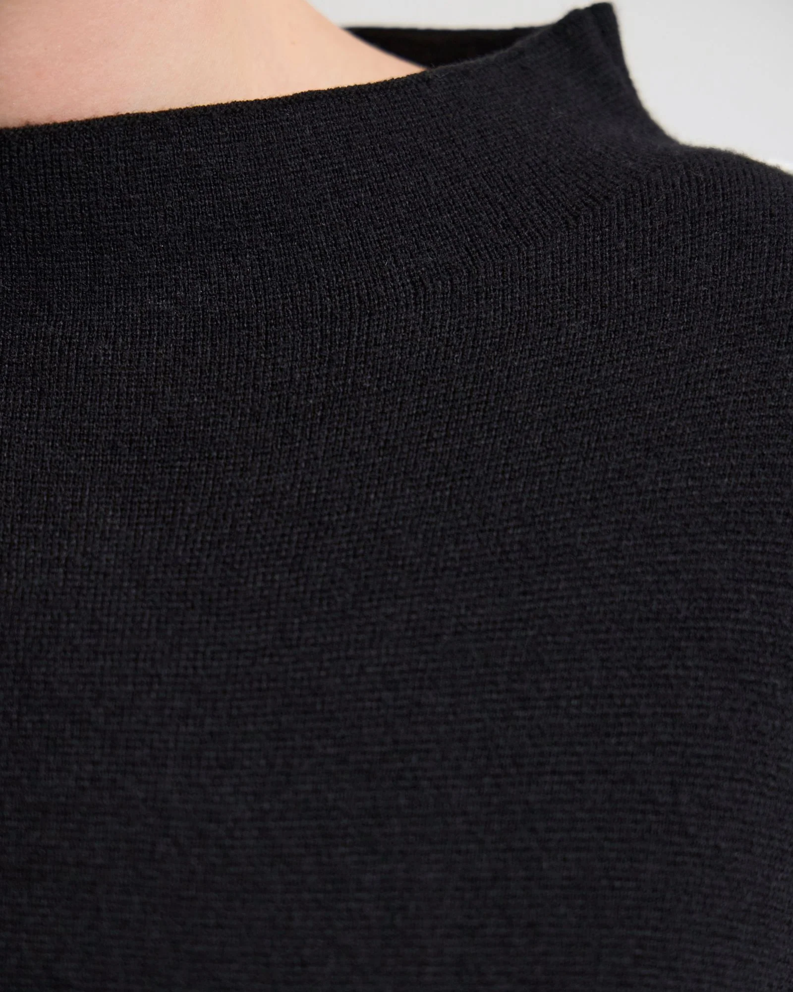 Natalya Knit Contrast Piping Dress - Image 13