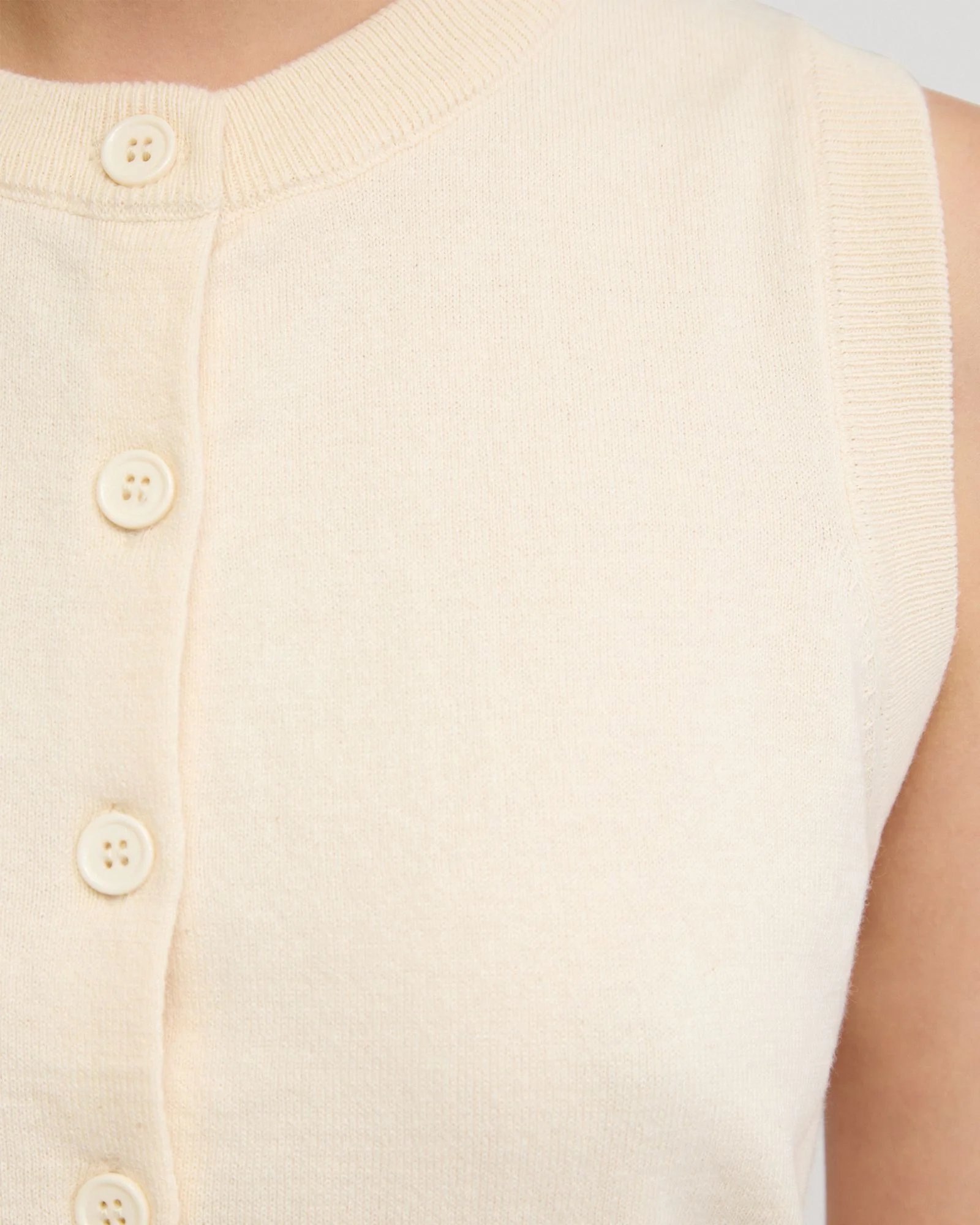 Nema Button Up Knit - Image 12