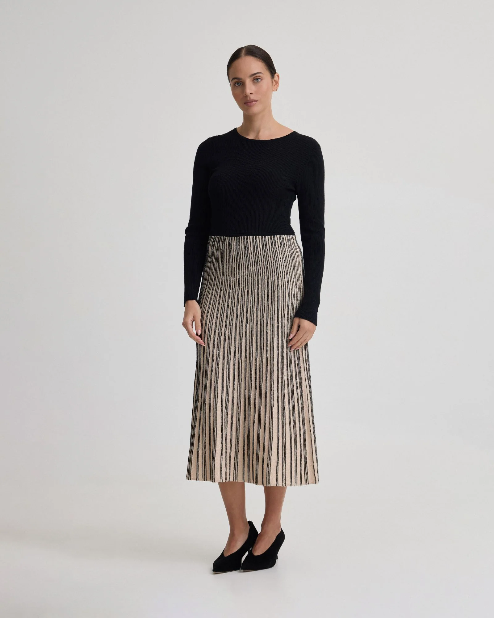 Paige Stretch Knitted Dress - Image 11