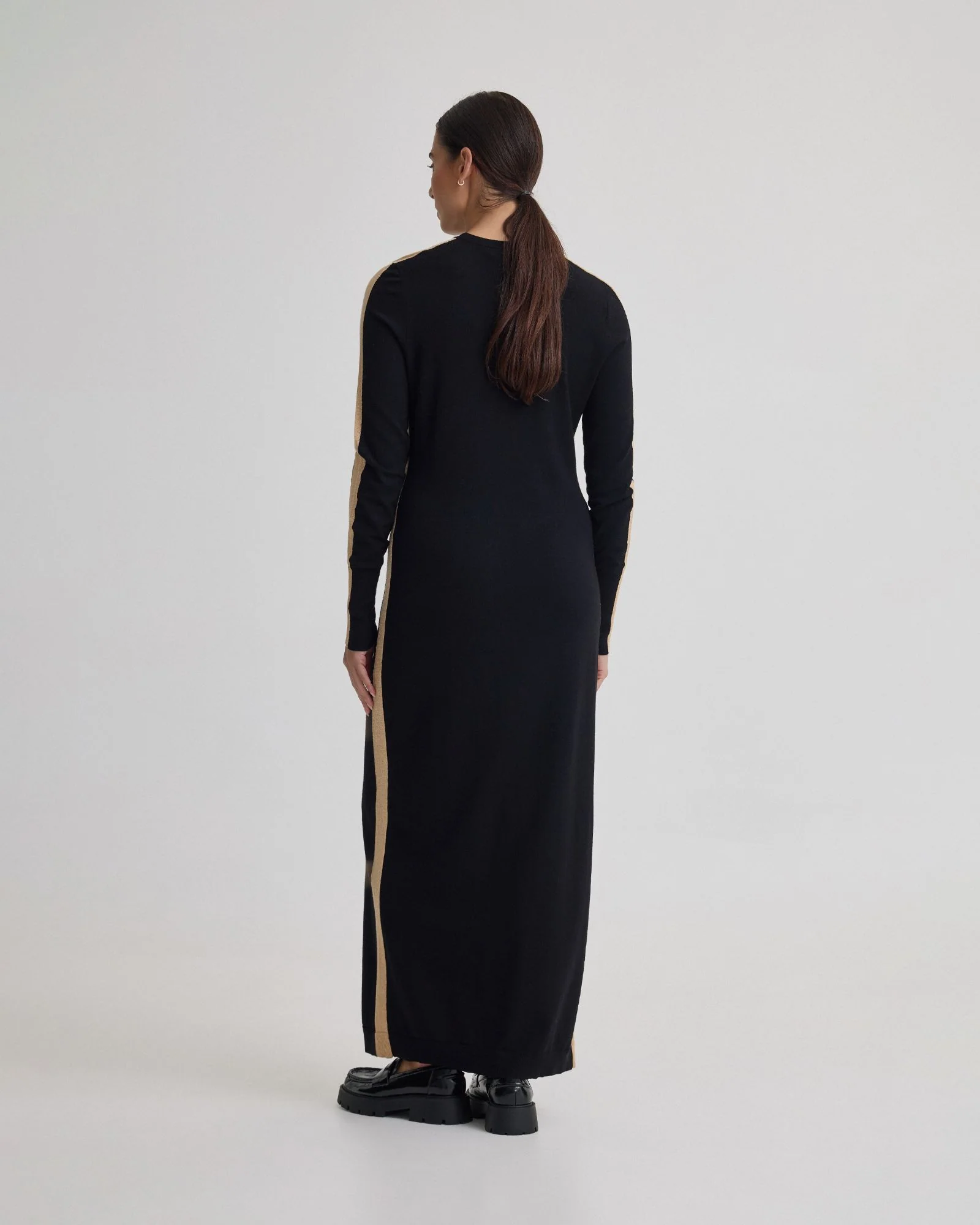 Pipper Knit Contrast Panel Dress - Image 3