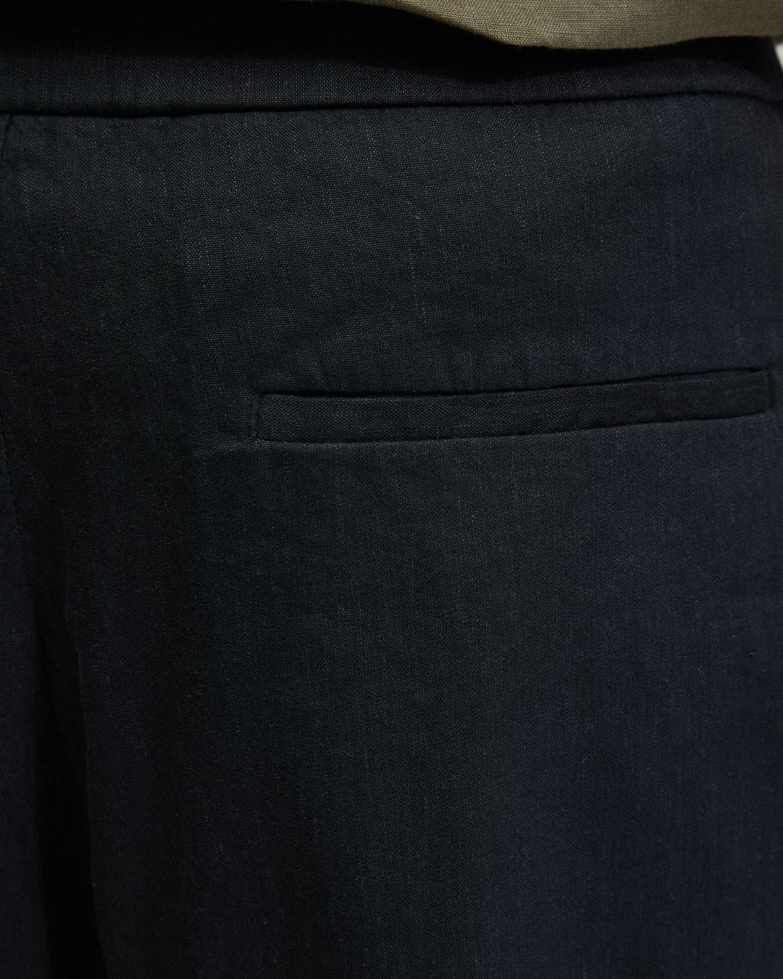 Rocco Zip Front Linen Blnd Shorts - Image 12
