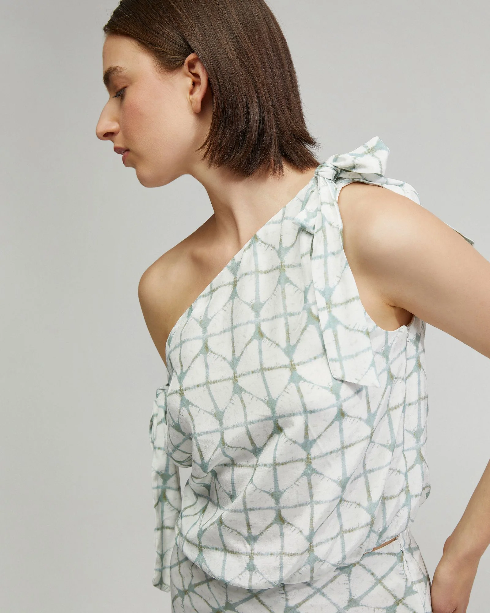Sandy Printed Tie Up Top - Image 4